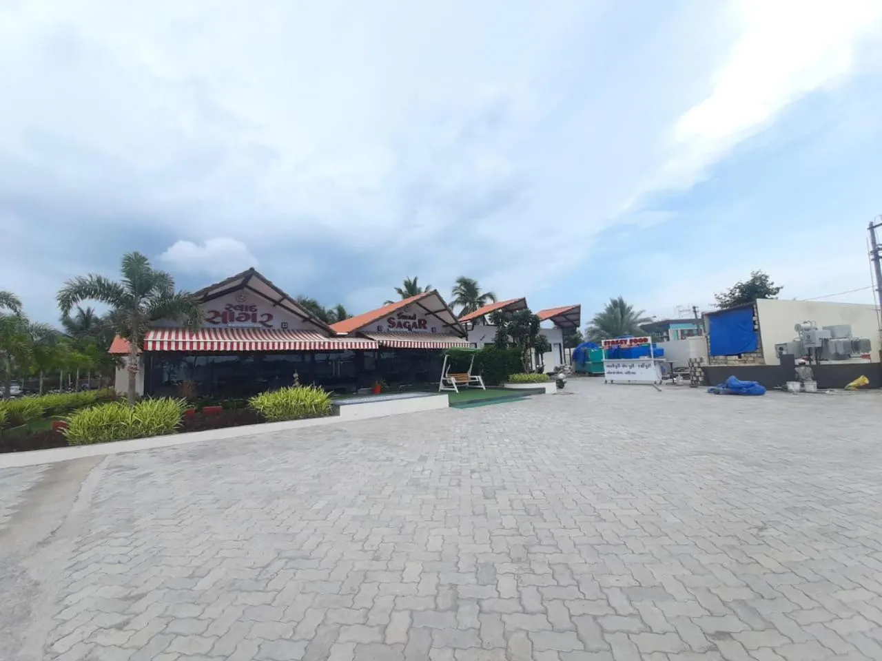 Restaurant/places to eat in VITS The Somnath Gateway