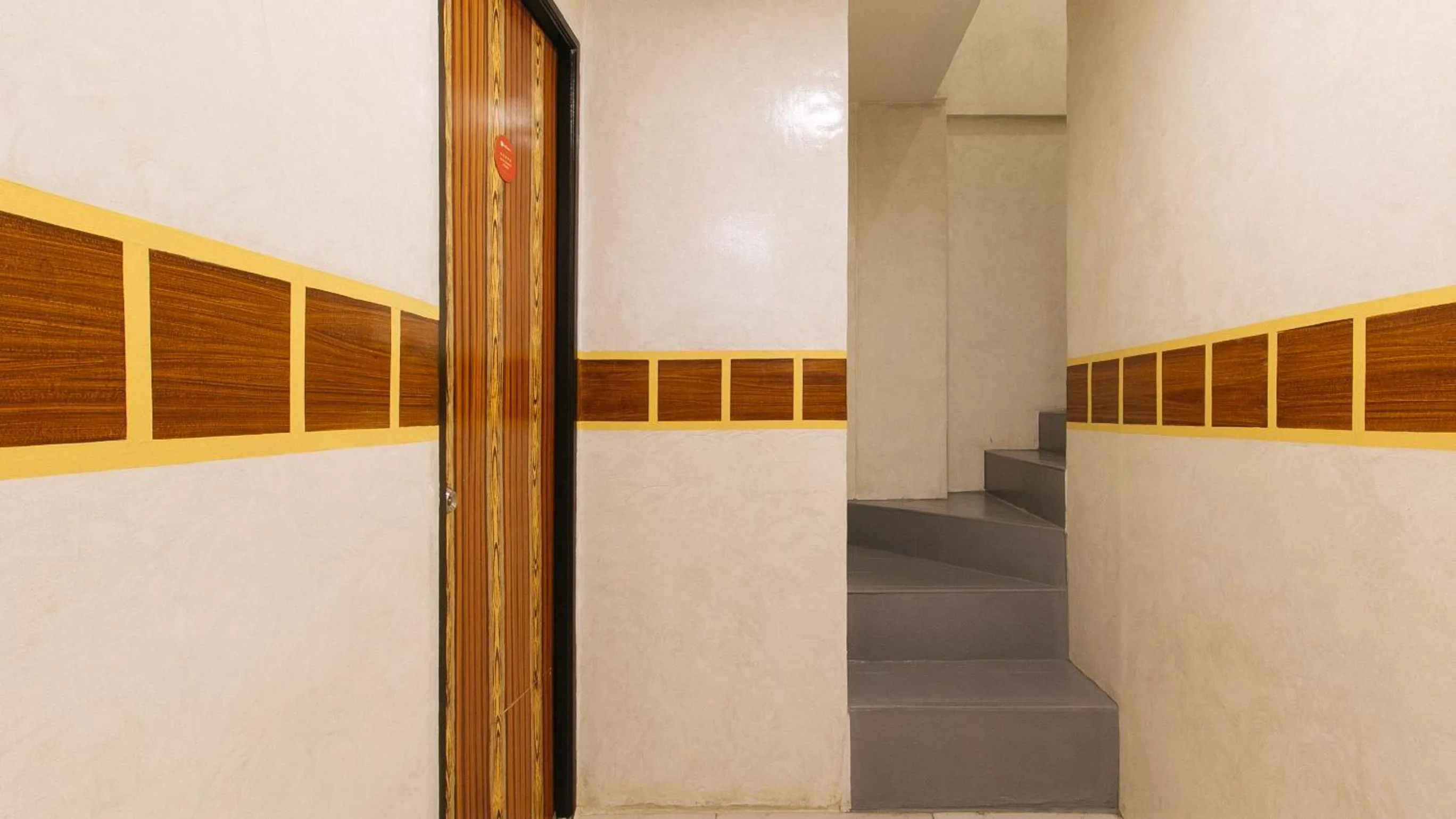 Patio in RedDoorz @ PIY Margal Sampaloc Manila