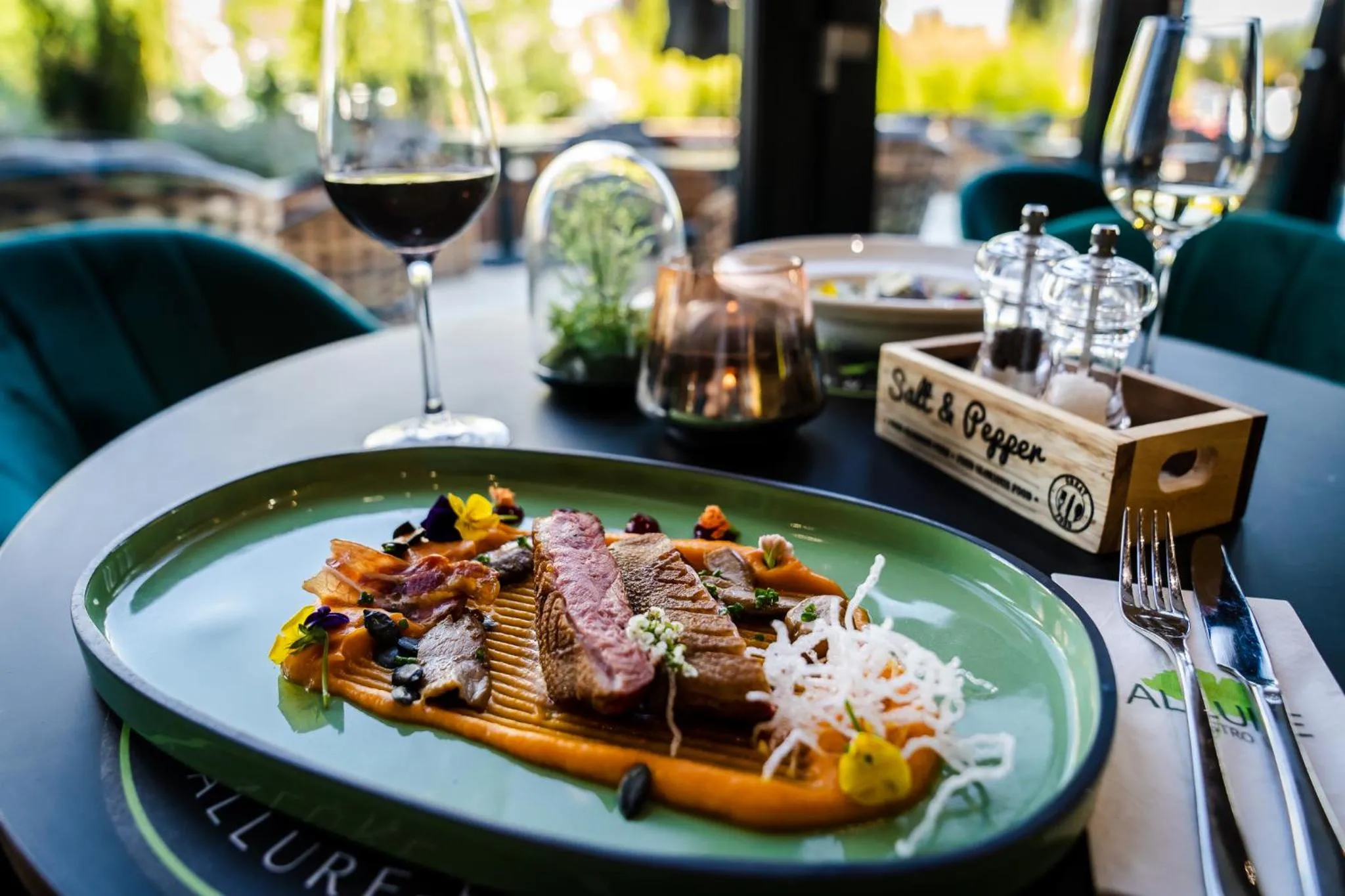 Food and drinks in Allure Healthy Hotel & Spa