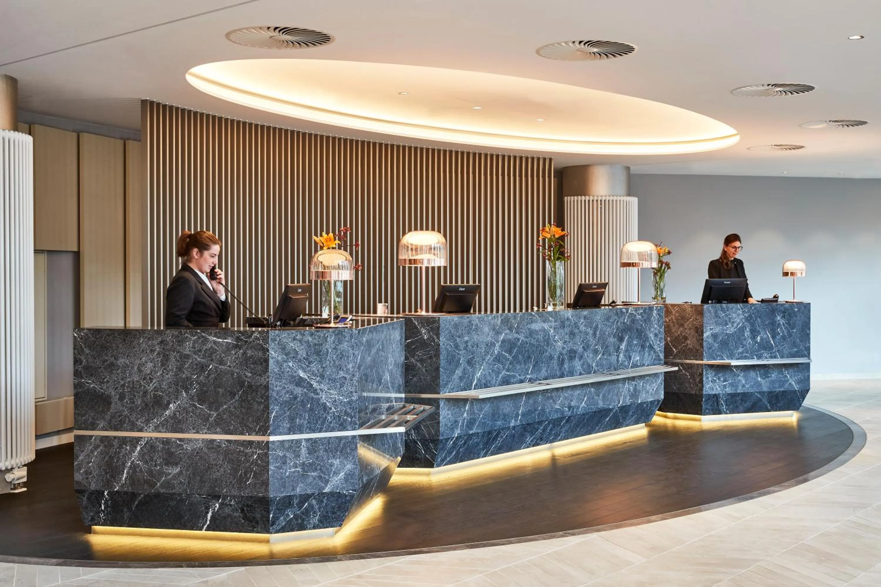 Lobby or reception in Steigenberger Hotel Hamburg
