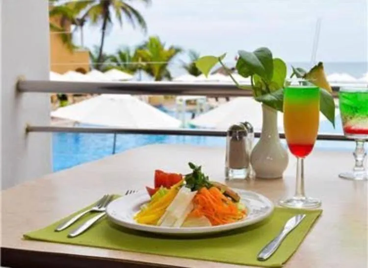 Dining area in VILLA PARA 5P 4A 1M dentro del Hotel a un lado del Krystal IXTAPA Con Playa WiFi