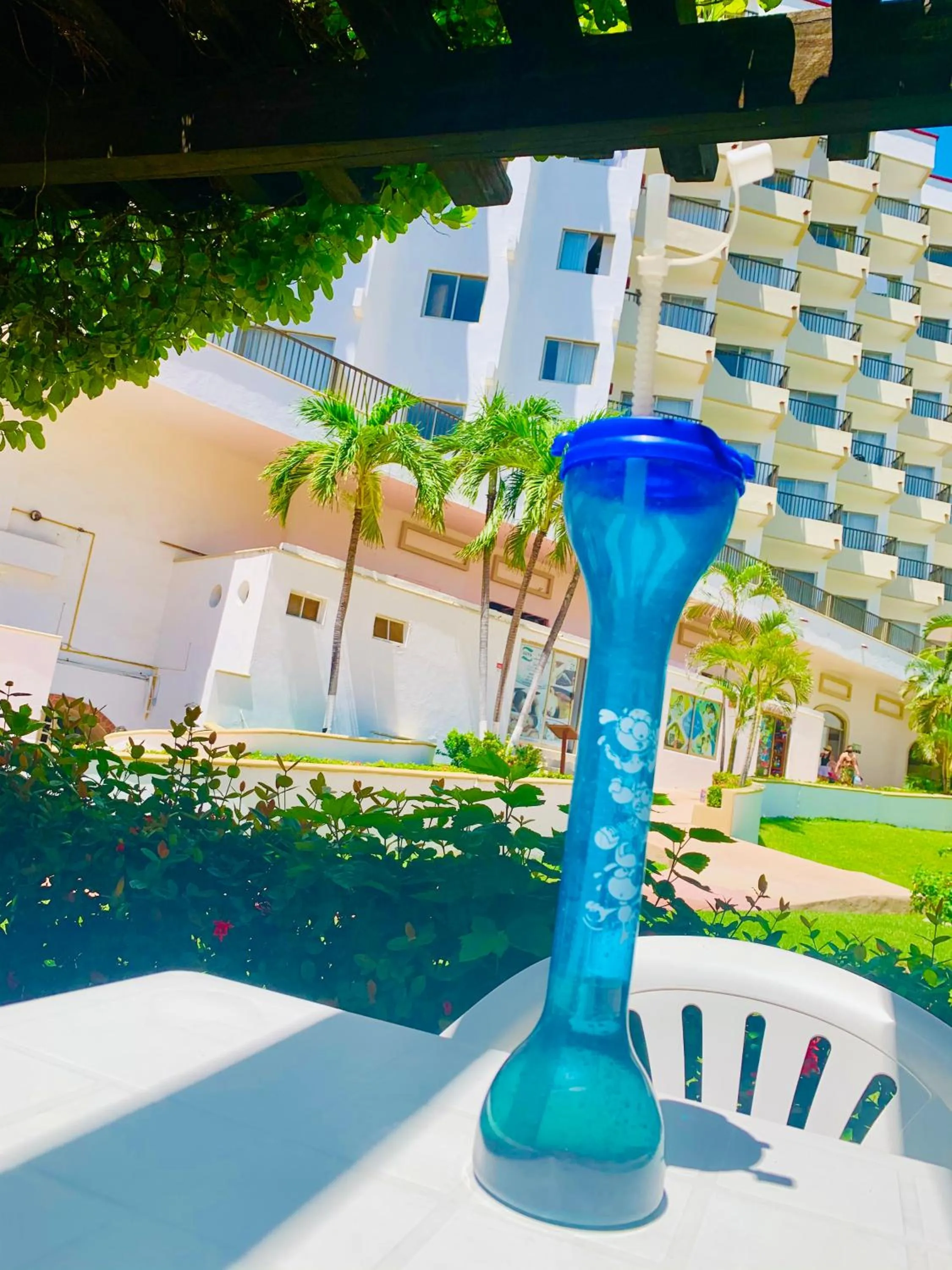 VILLA PARA 5P 4A 1M dentro del Hotel a un lado del Krystal IXTAPA Con Playa WiFi