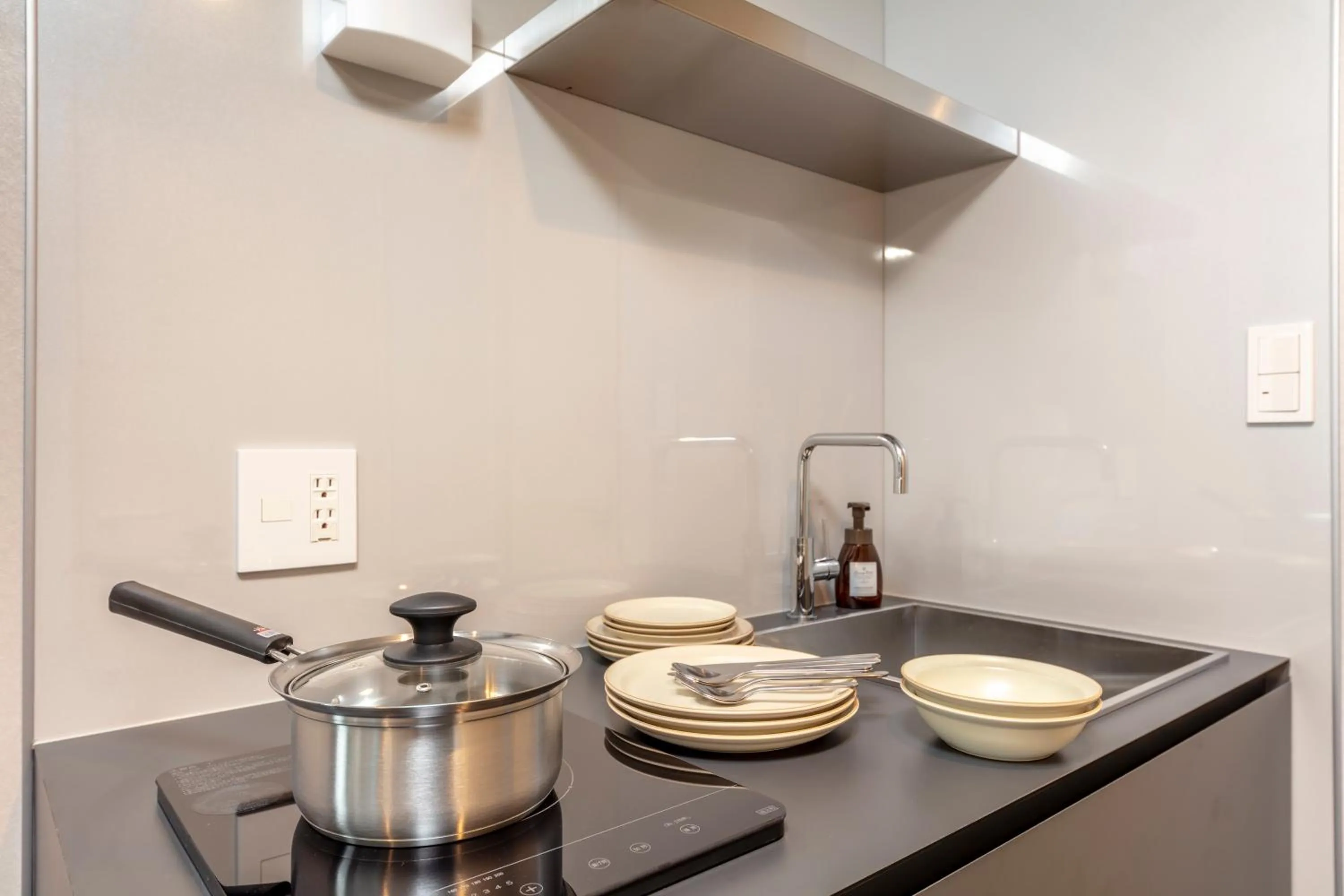 Kitchen or kitchenette in Hotel GOCO stay Kyoto Shijo Kawaramachi