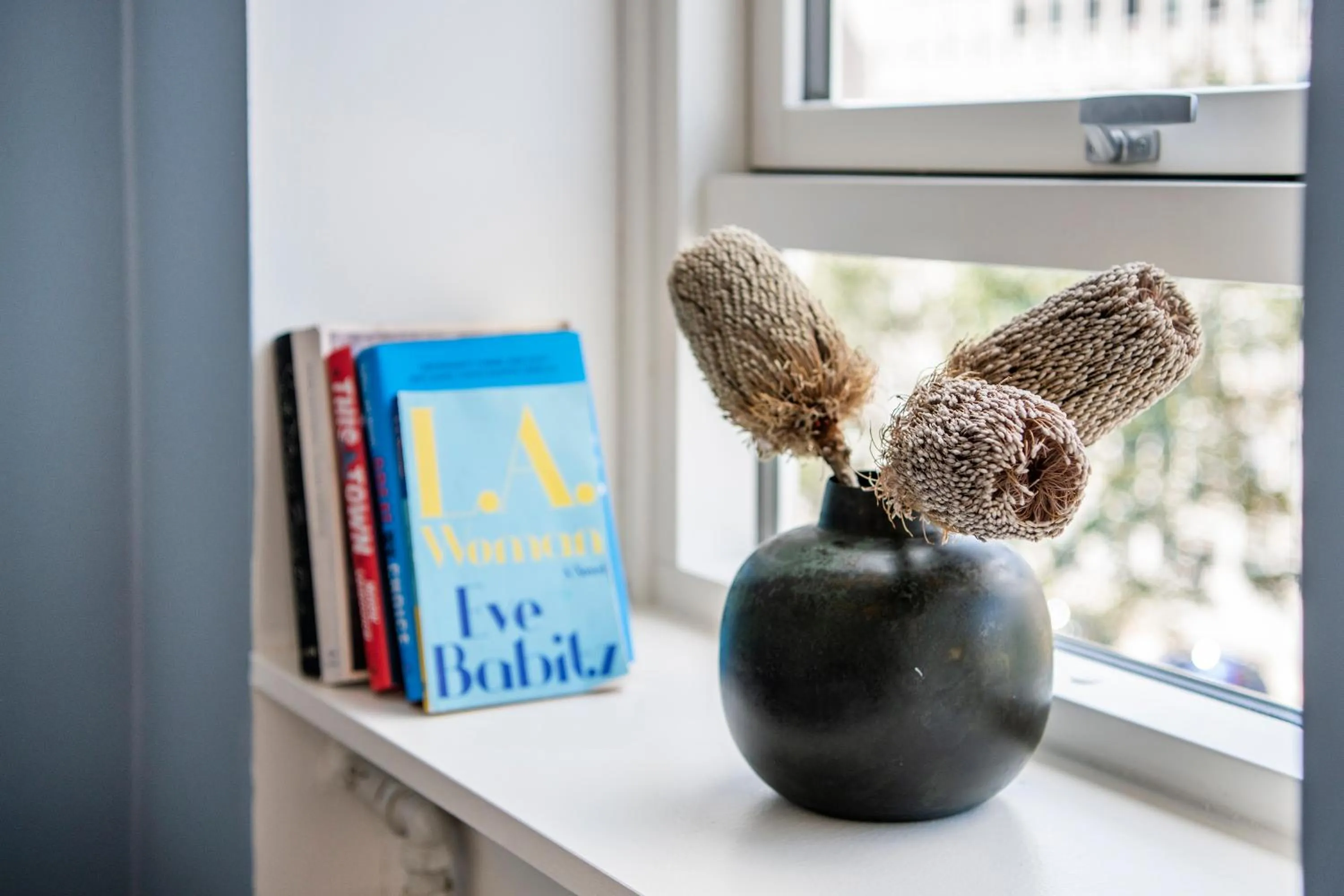 Living room in The Lakes apartments by Daniel&Jacob's