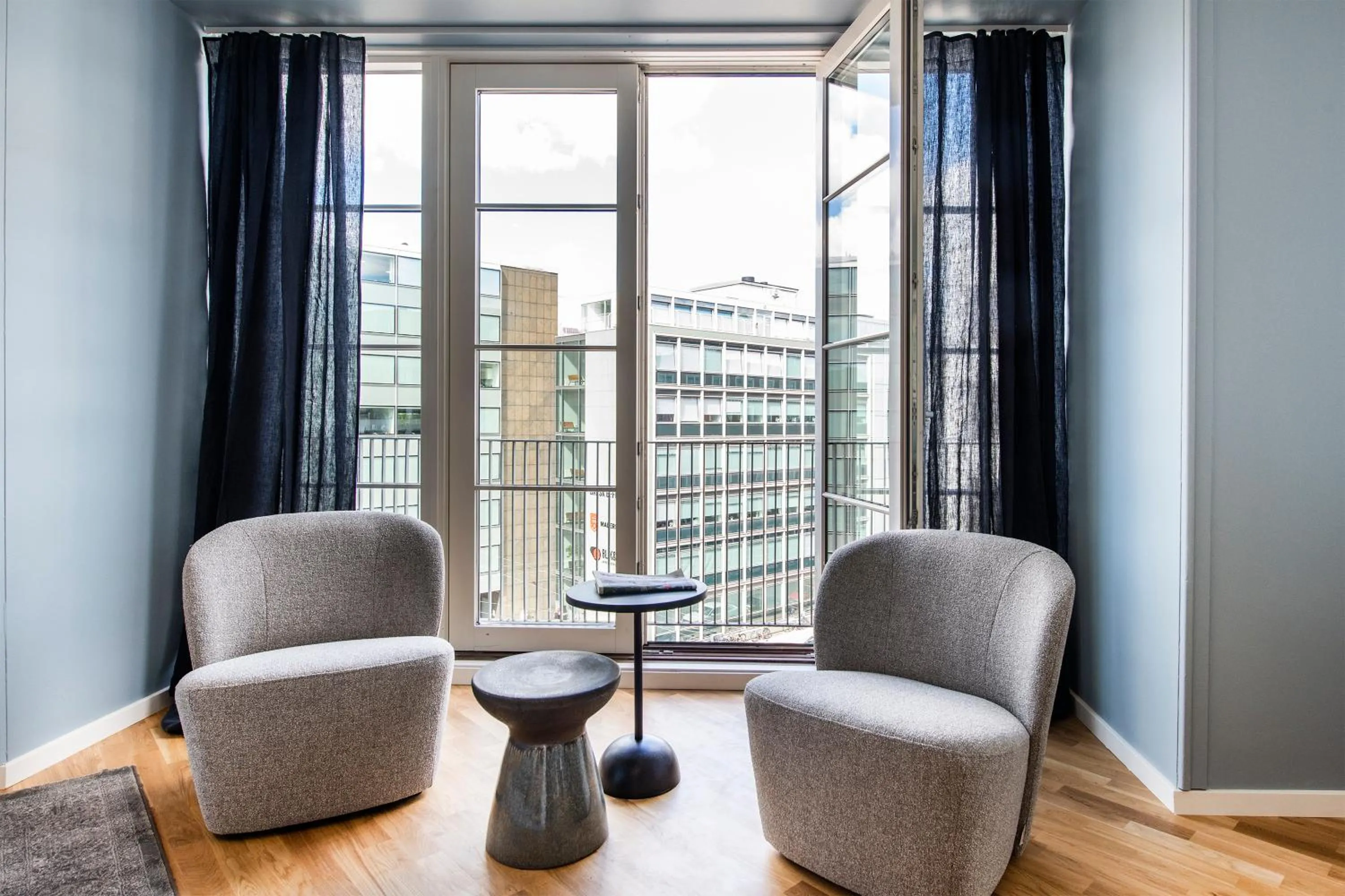 Living room in The Lakes apartments by Daniel&Jacob's