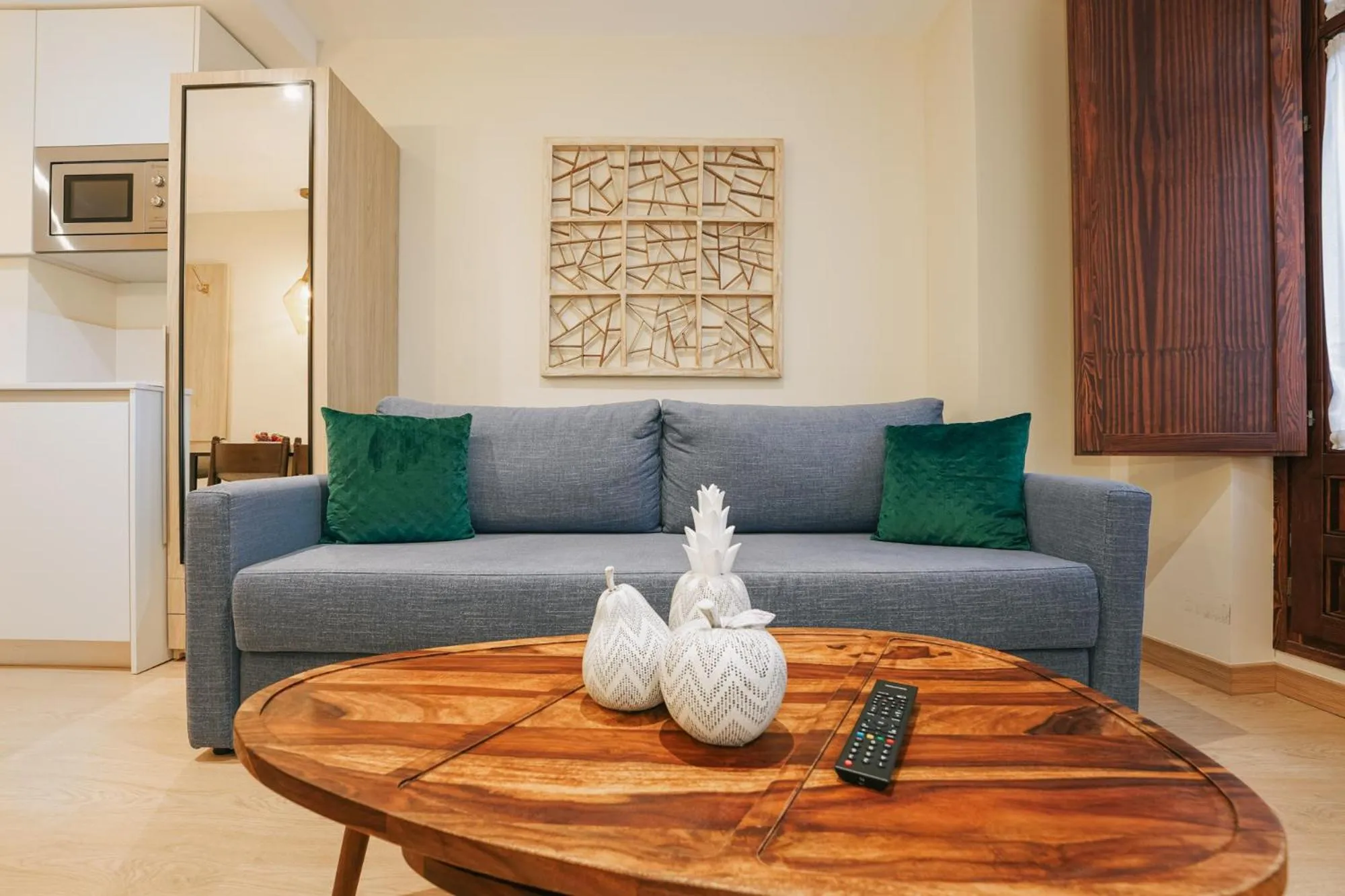 Seating area in Debambú Atarazanas