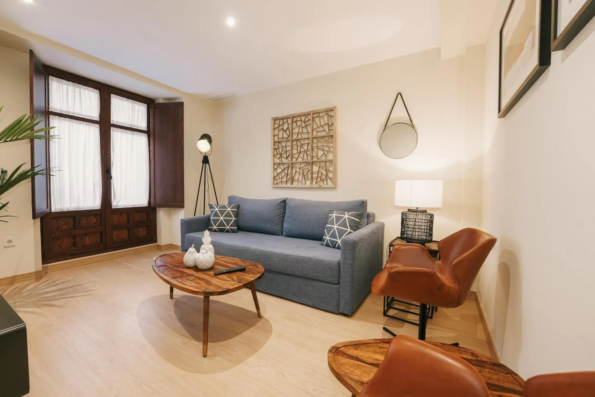 Seating area in Debambú Atarazanas