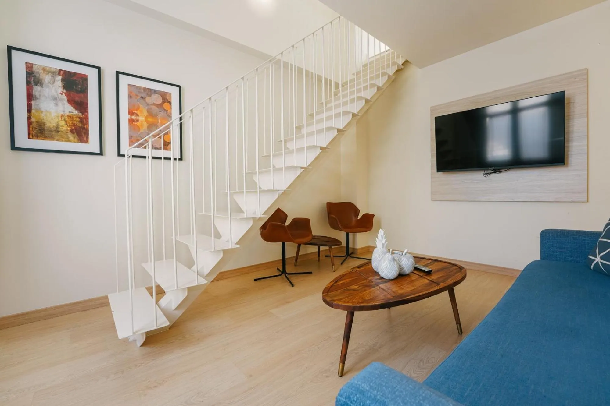 Seating area in Debambú Atarazanas