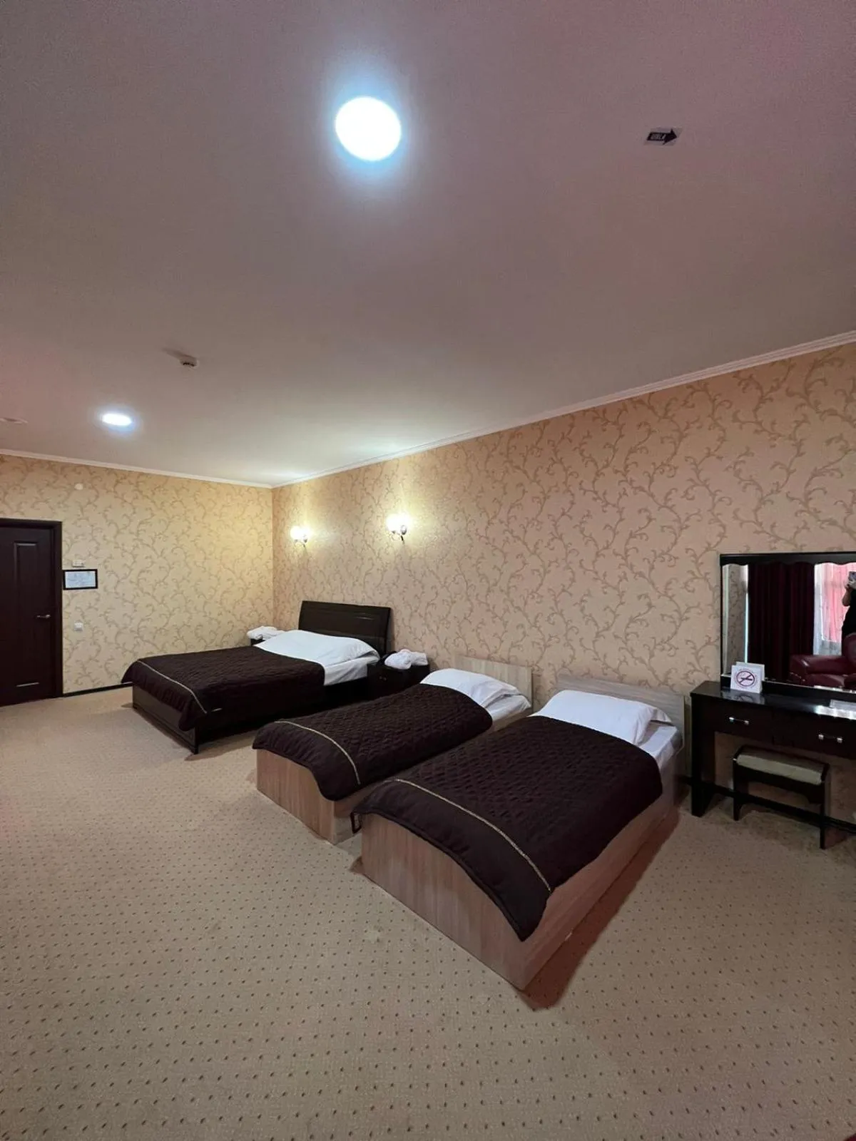 Bed in Golden Palace