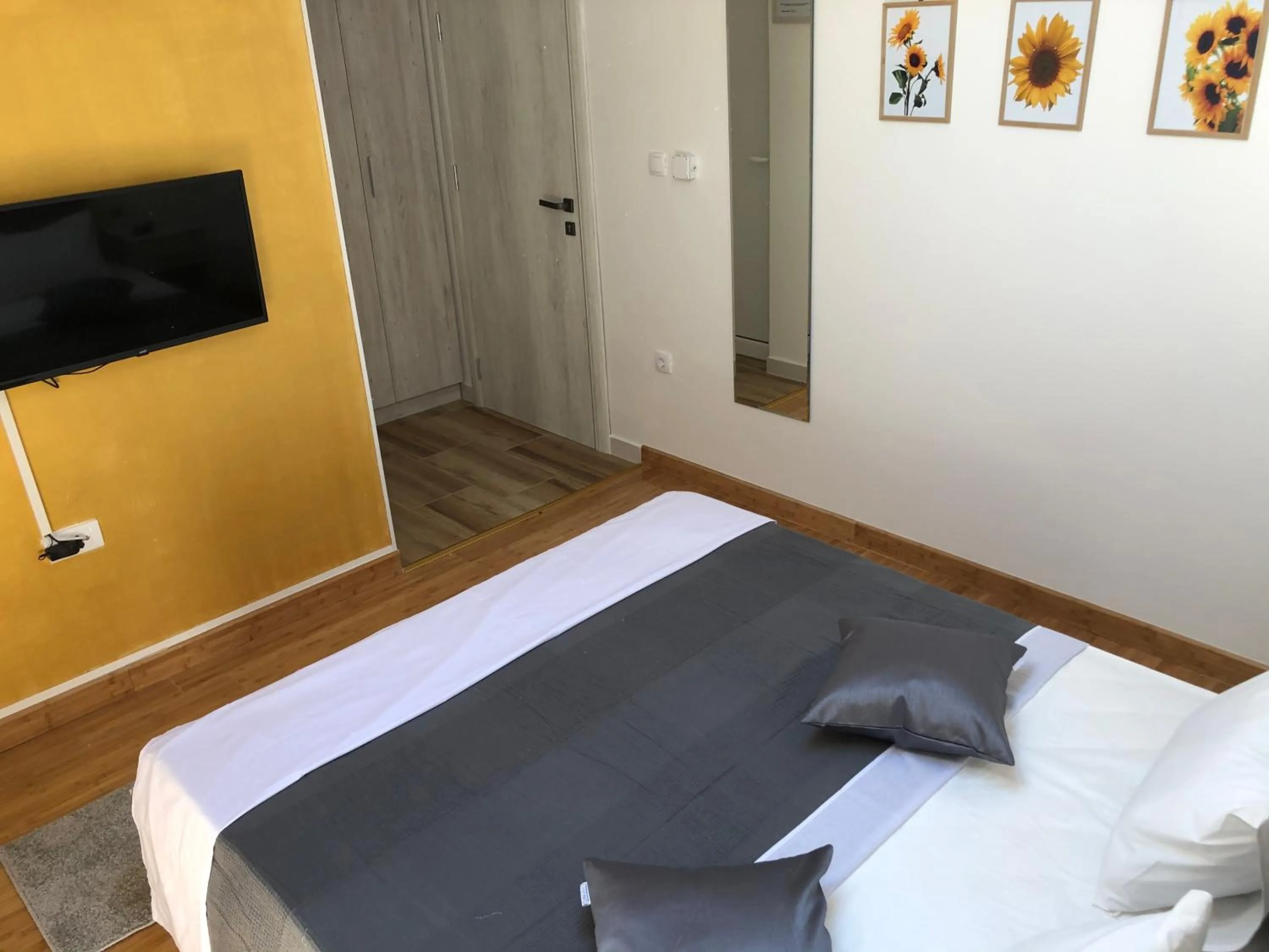 Photo of the whole room, Bed in TEPIĆ Garni Hotel