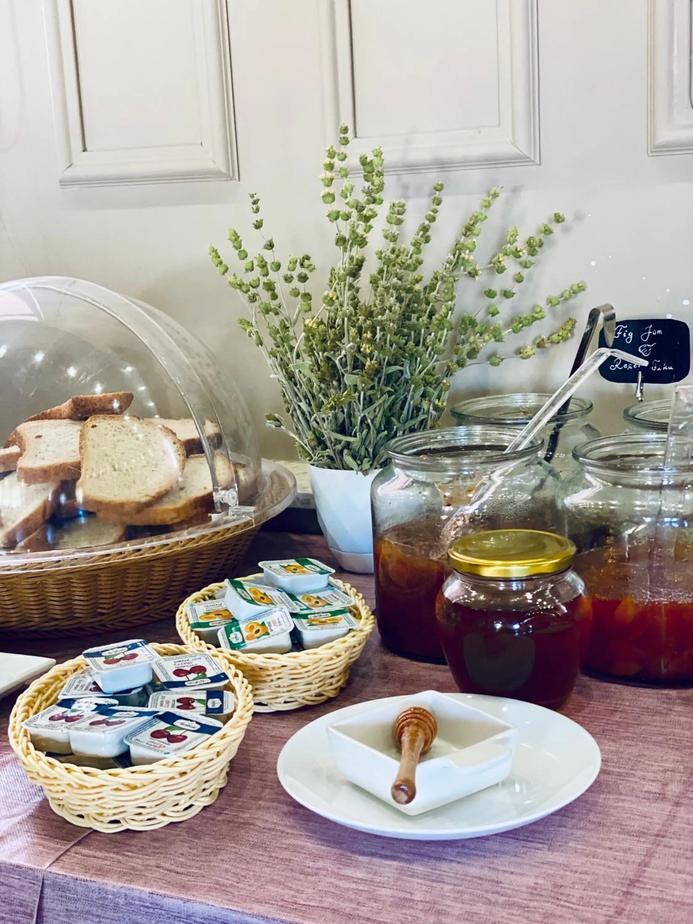 Food in Hotel Republika Berat