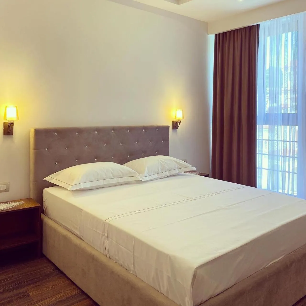 Photo of the whole room in Hotel Republika Berat