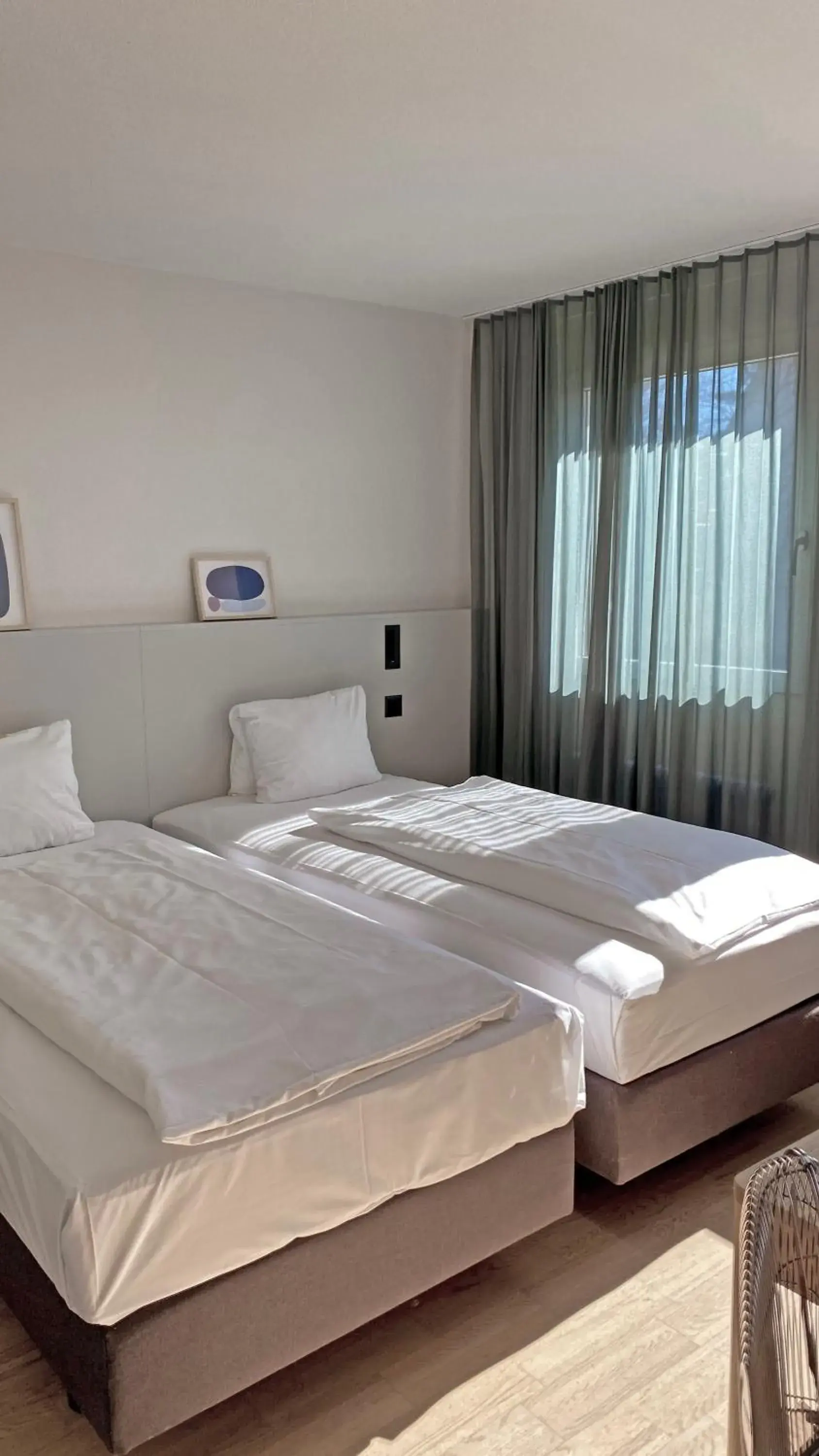 Small Twin Room in Alpenblick Bern - kind of a hotel Small Twin Room in Alpenblick Bern - kind of a hotel