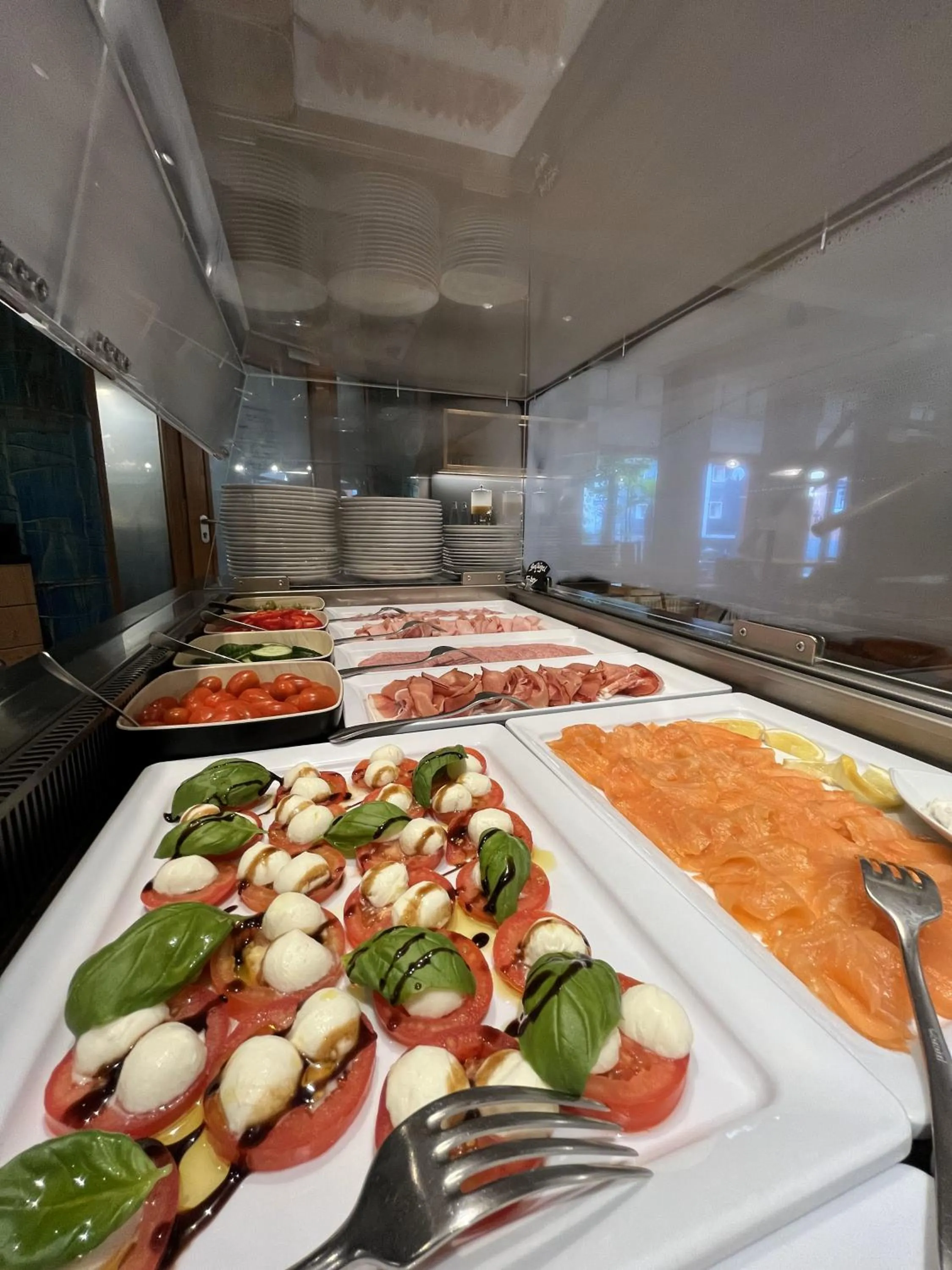 Buffet breakfast in Hotel Römer