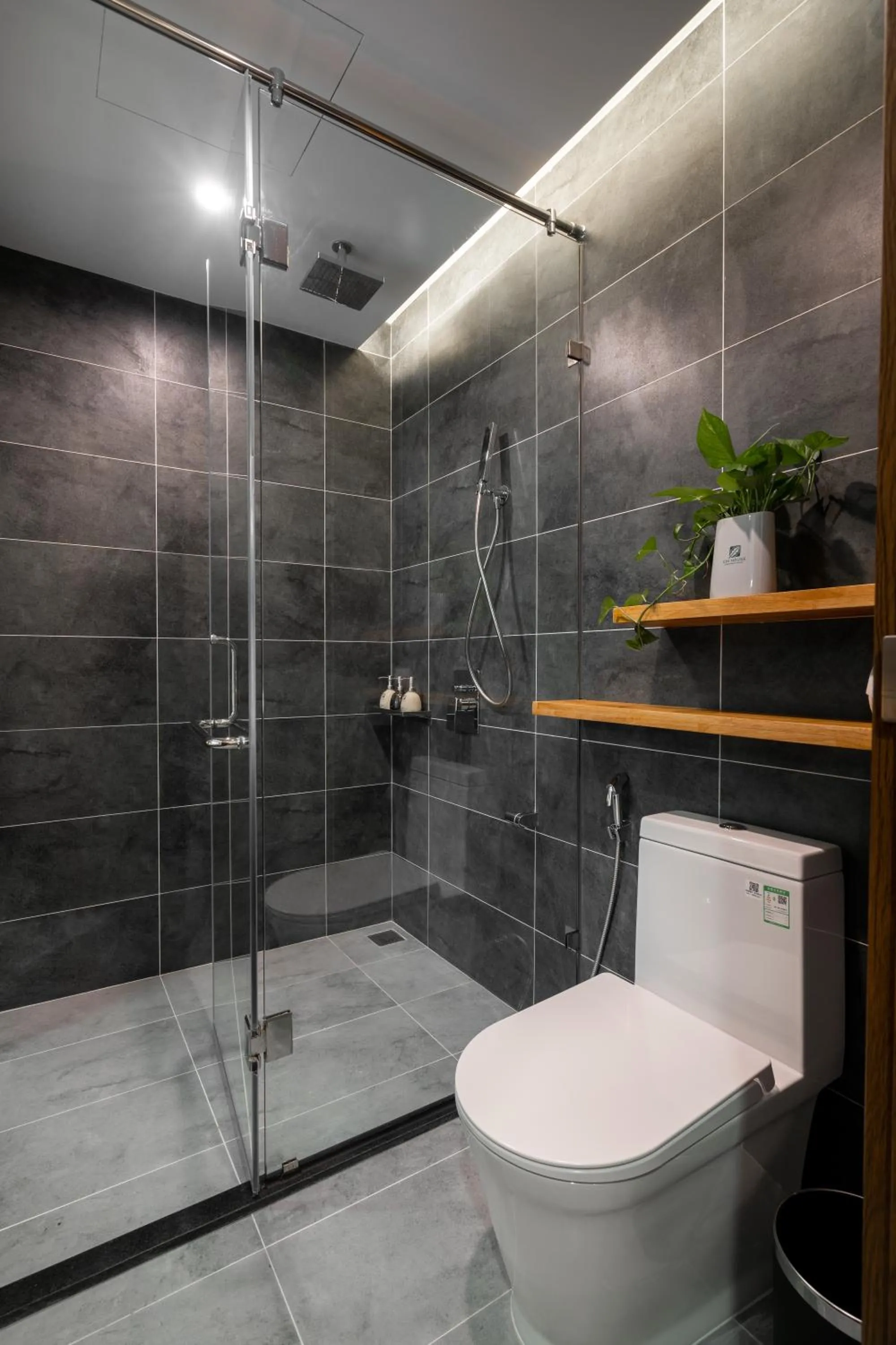 Bathroom in Chi House Danang Hotel and Apartment