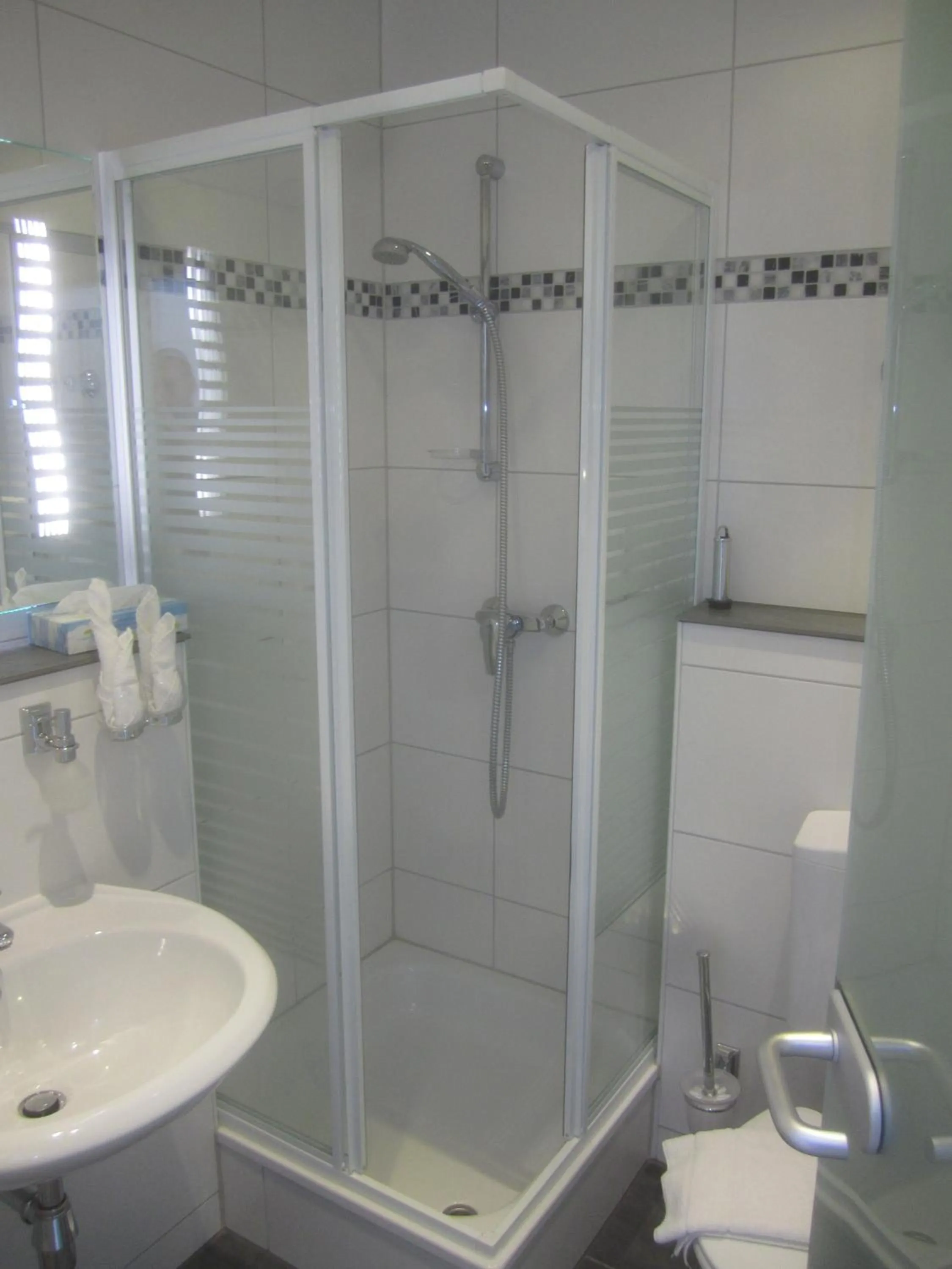 Bathroom in Hotel Garni Ammergauer Hof