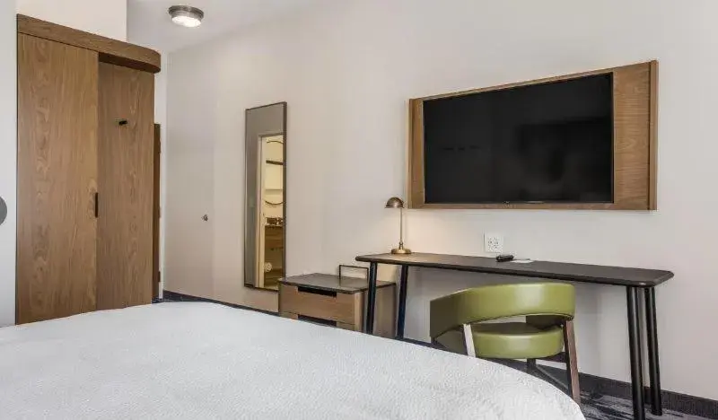 King Room - Hearing Accessible in Fairfield Inn & Suites Rolla King Room - Hearing Accessible in Fairfield Inn & Suites Rolla