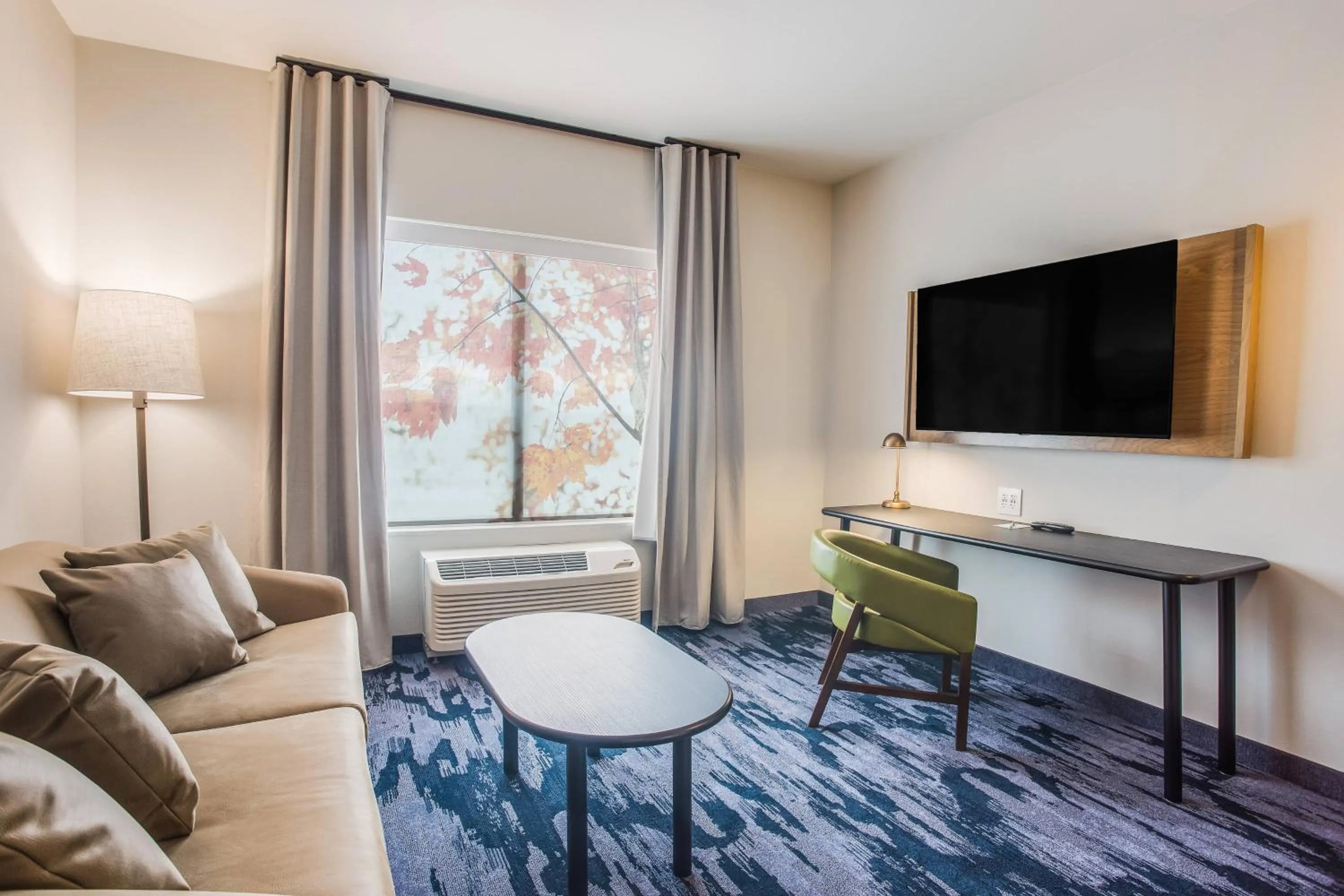 Photo of the whole room in Fairfield Inn & Suites Rolla