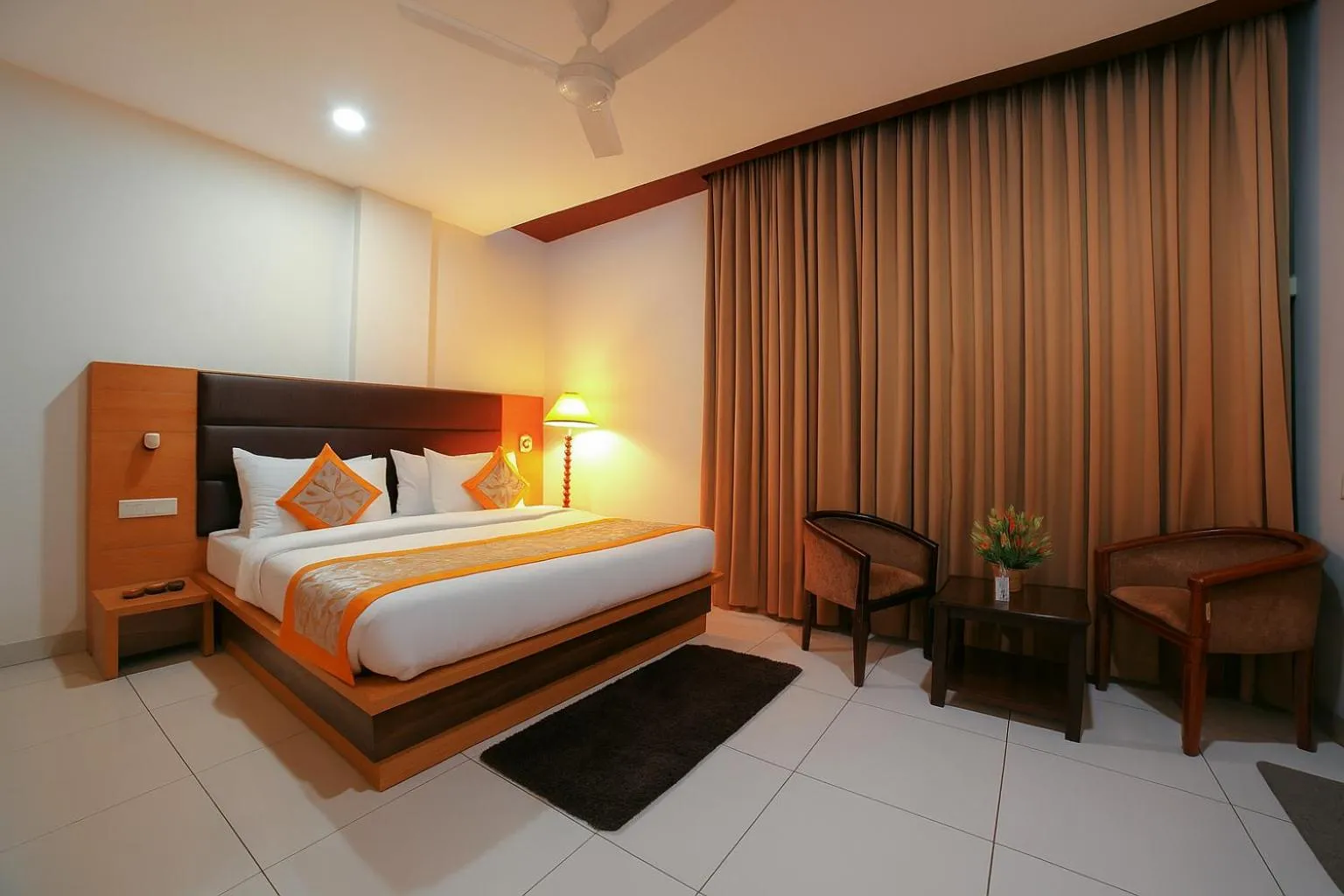 Bed in Hotel Grand Regency by JMD Group Near Delhi IGI Airport
