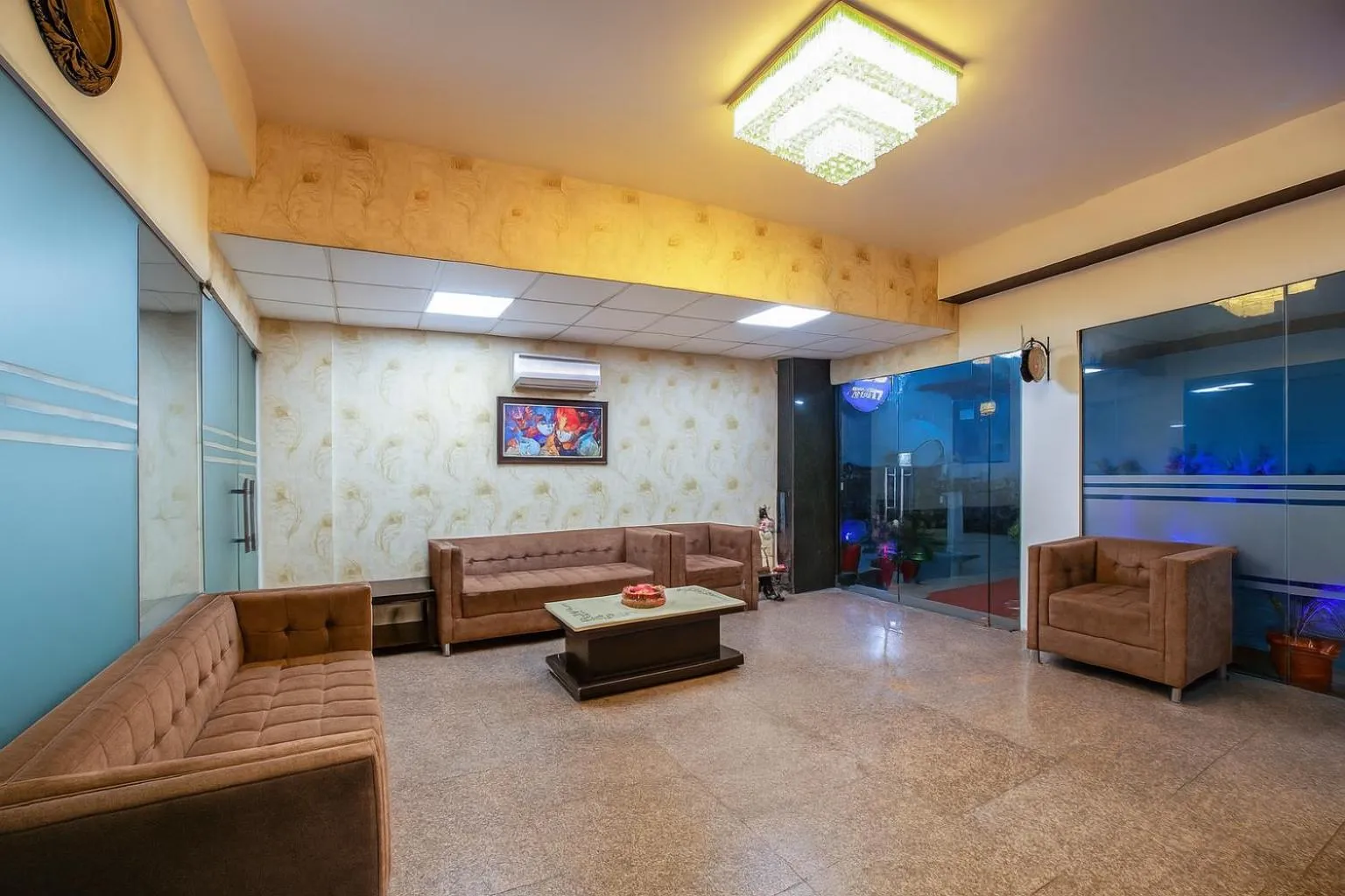 Lobby or reception in Hotel Grand Regency by JMD Group Near Delhi IGI Airport