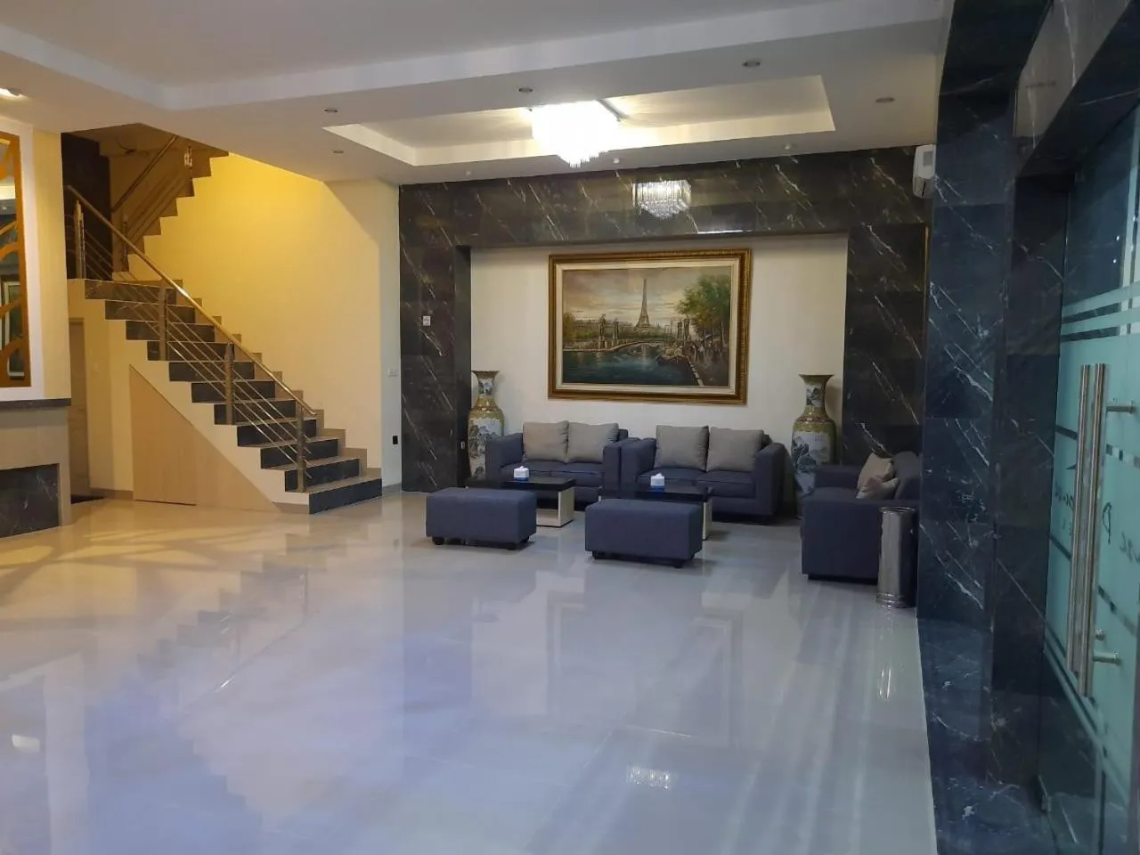 Property building in AMS PENTHOUSE