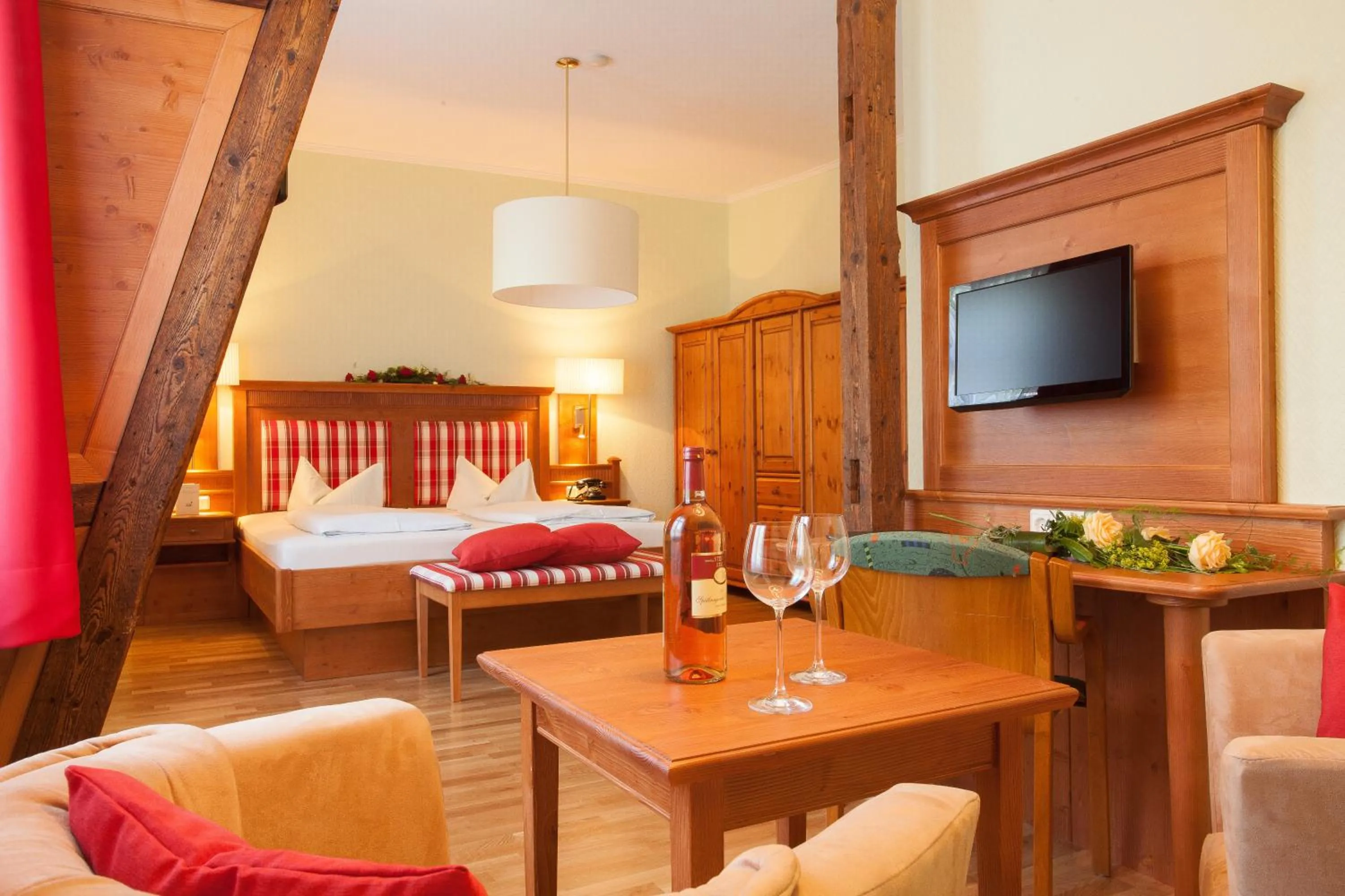 Photo of the whole room, Bed in Hotel Victoria