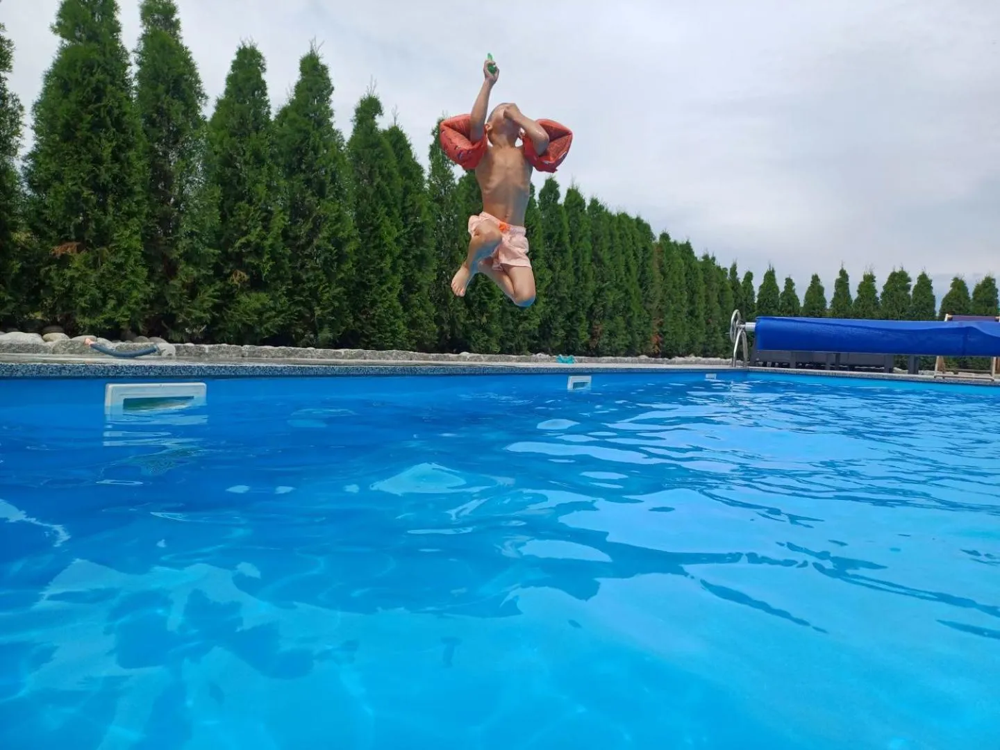 Basen z podgrzewaną wodą jacuzzi dmuchaniec sala zabaw WSZYSTKO W CENIE POBYTU