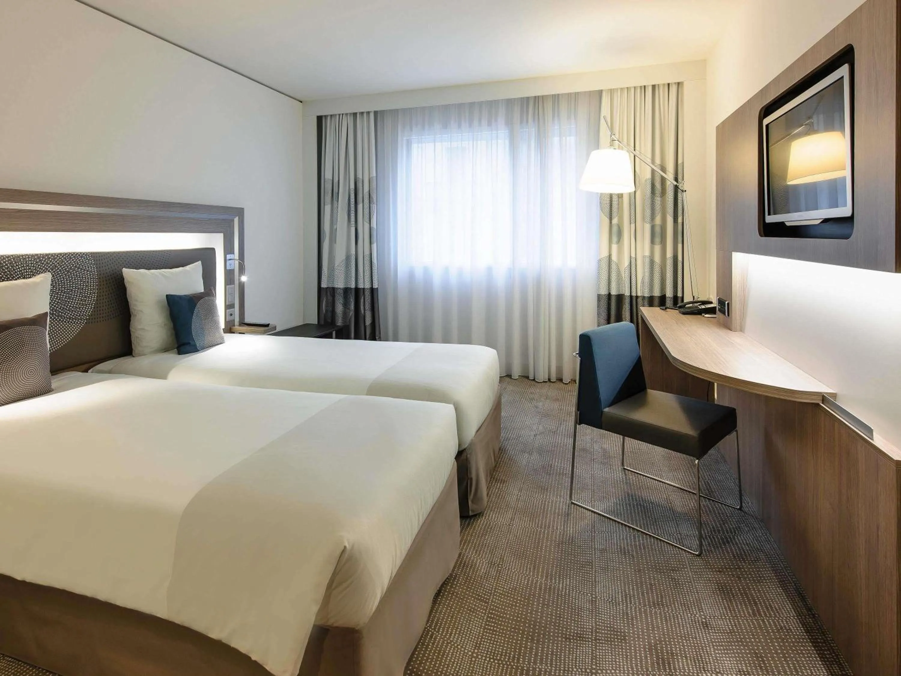 Bedroom, Bed in Novotel Hannover