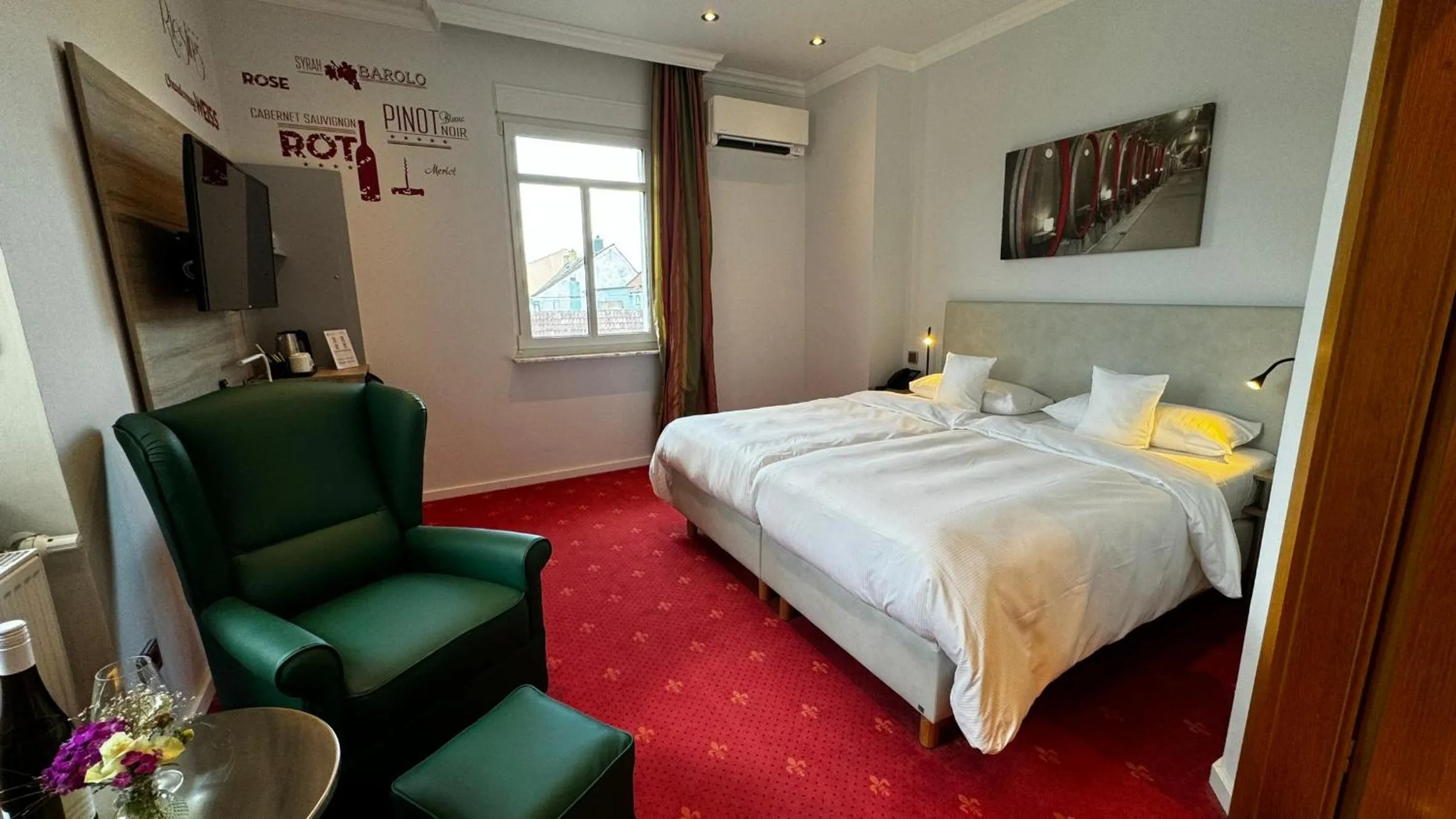 Bed in Rhein-Hotel Nierstein