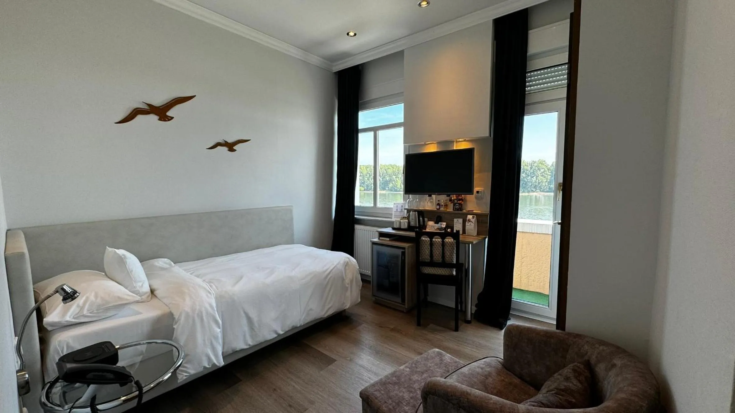 Bed in Rhein-Hotel Nierstein