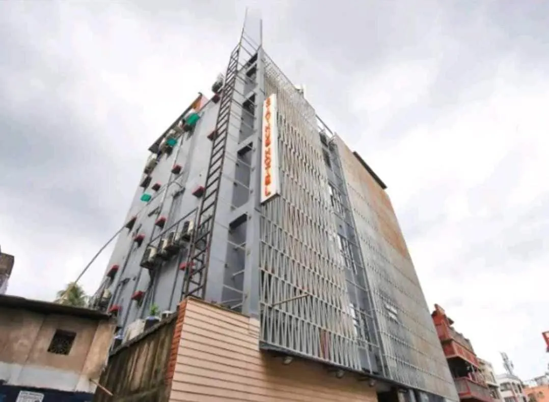 Facade/entrance in Hotel O Stay hub park street