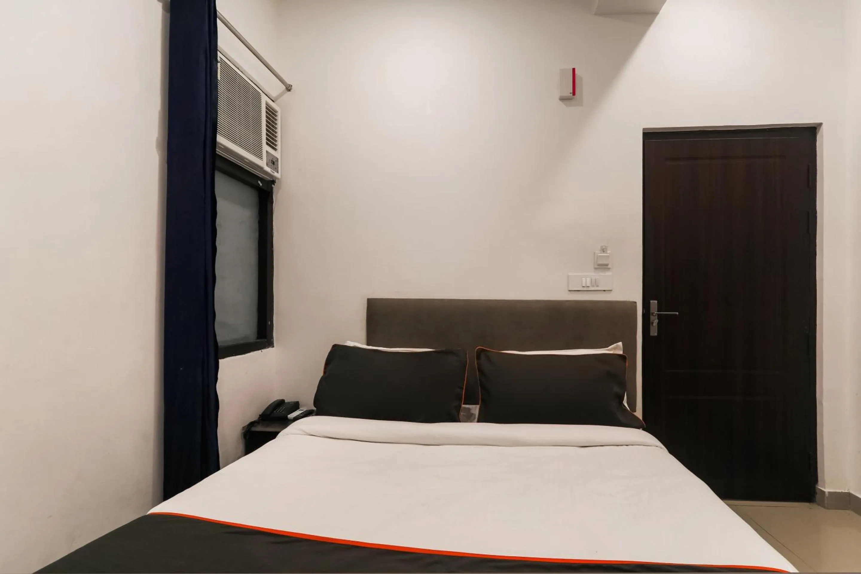 Bedroom, Bed in Collection O Insight Inn Near Gomti Riverfront Park