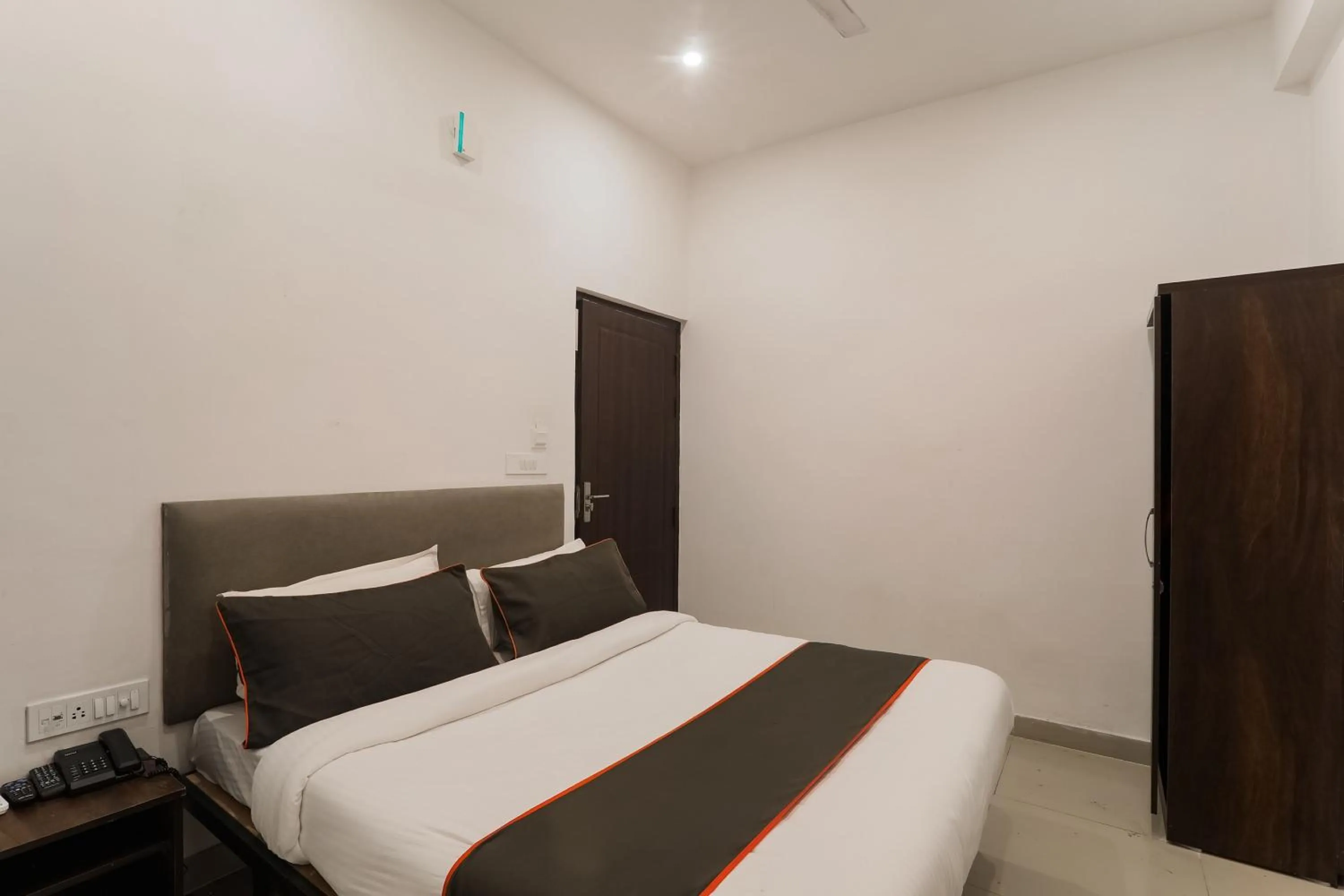 Bedroom, Bed in Collection O Insight Inn Near Gomti Riverfront Park