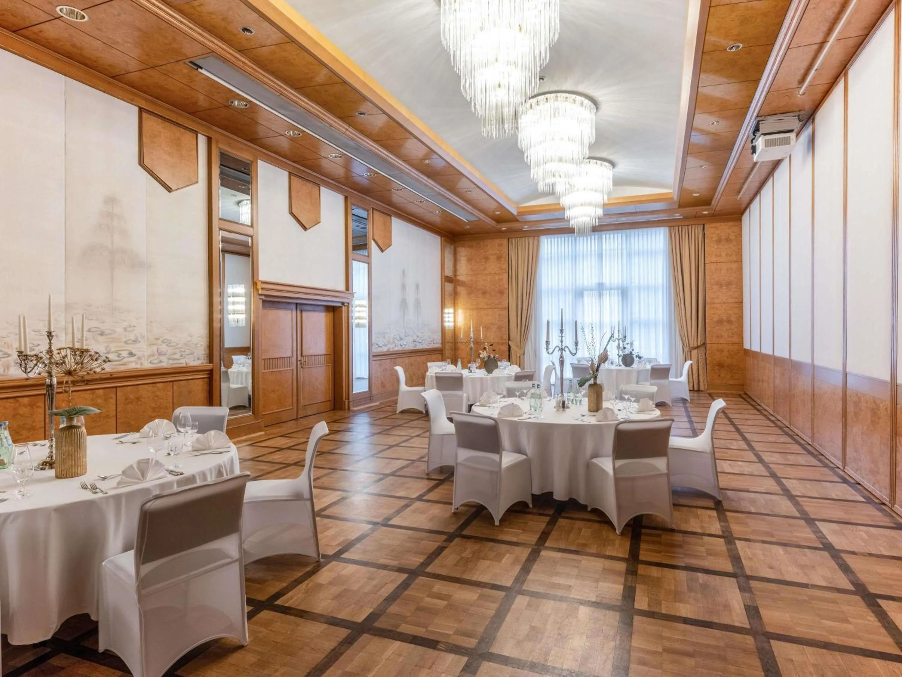 wedding in Pullman Stuttgart Fontana