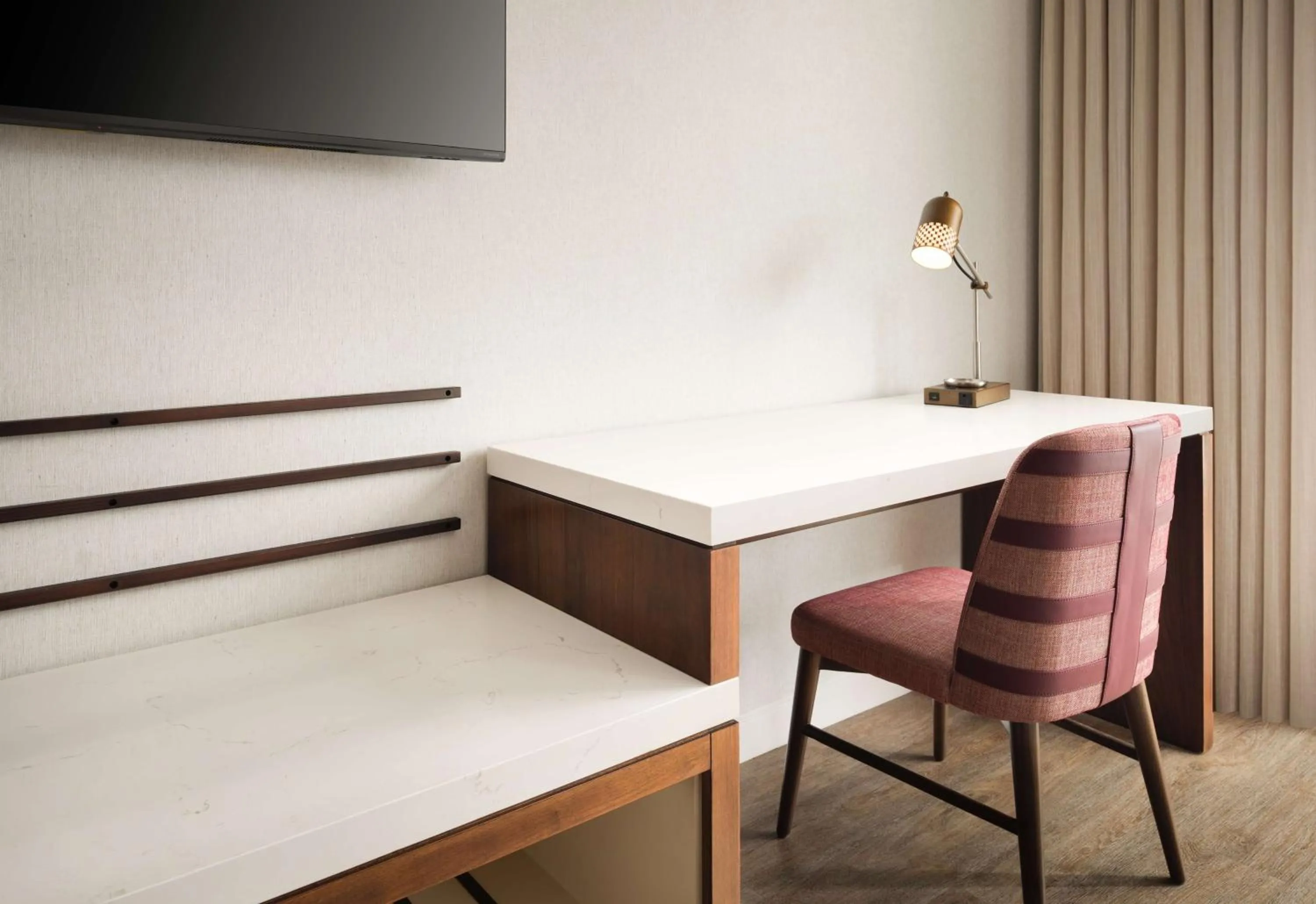 Bedroom in The Knoll Hotel Napa Valley, Tapestry Collection by Hilton