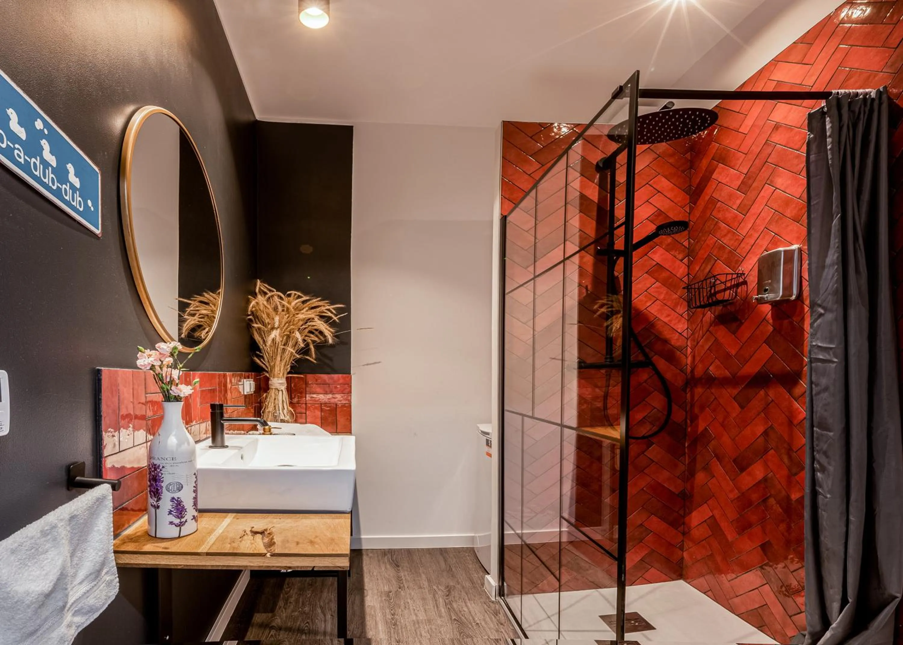 Bathroom in E&A Royal Luxury Apartments, Bydgoszcz - SKYLINE