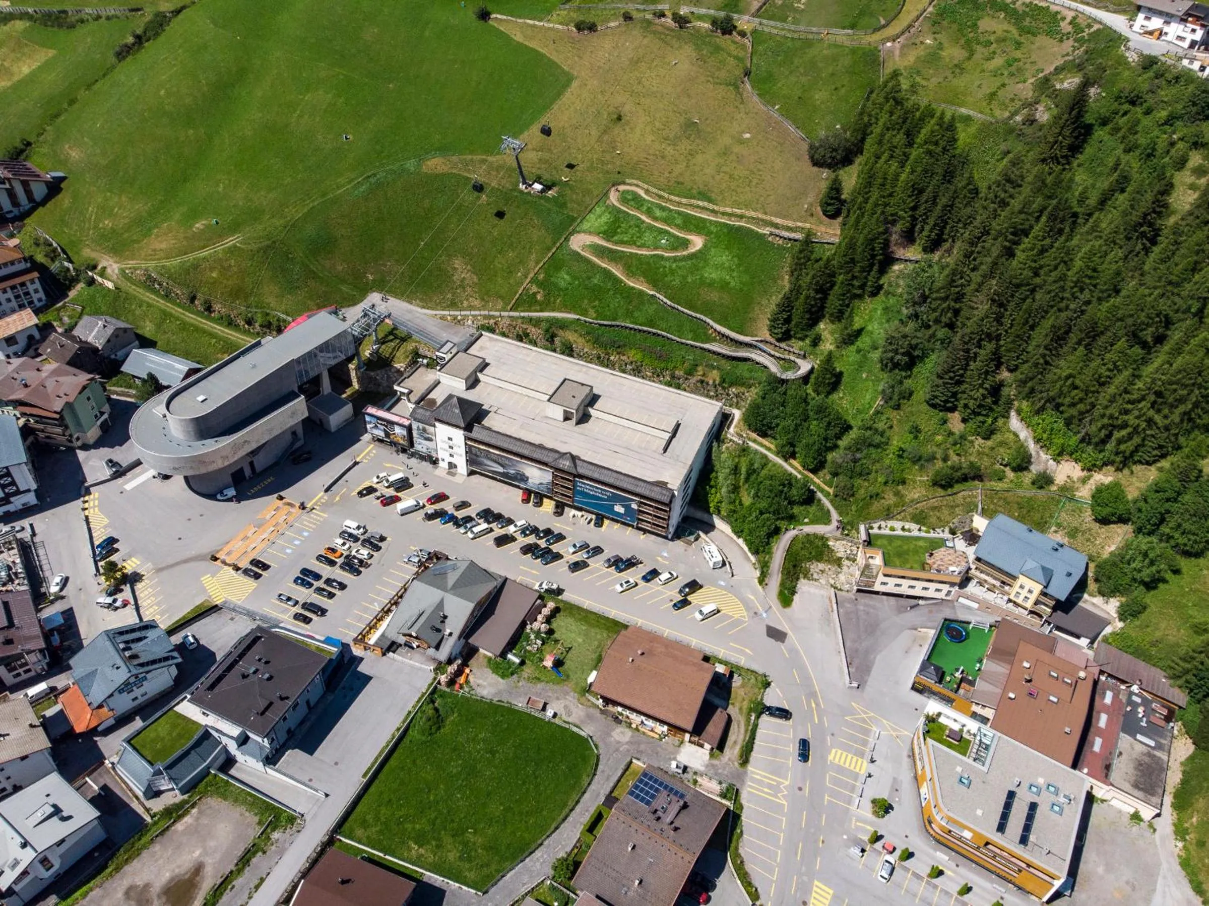 GIGGI Tenne Studios