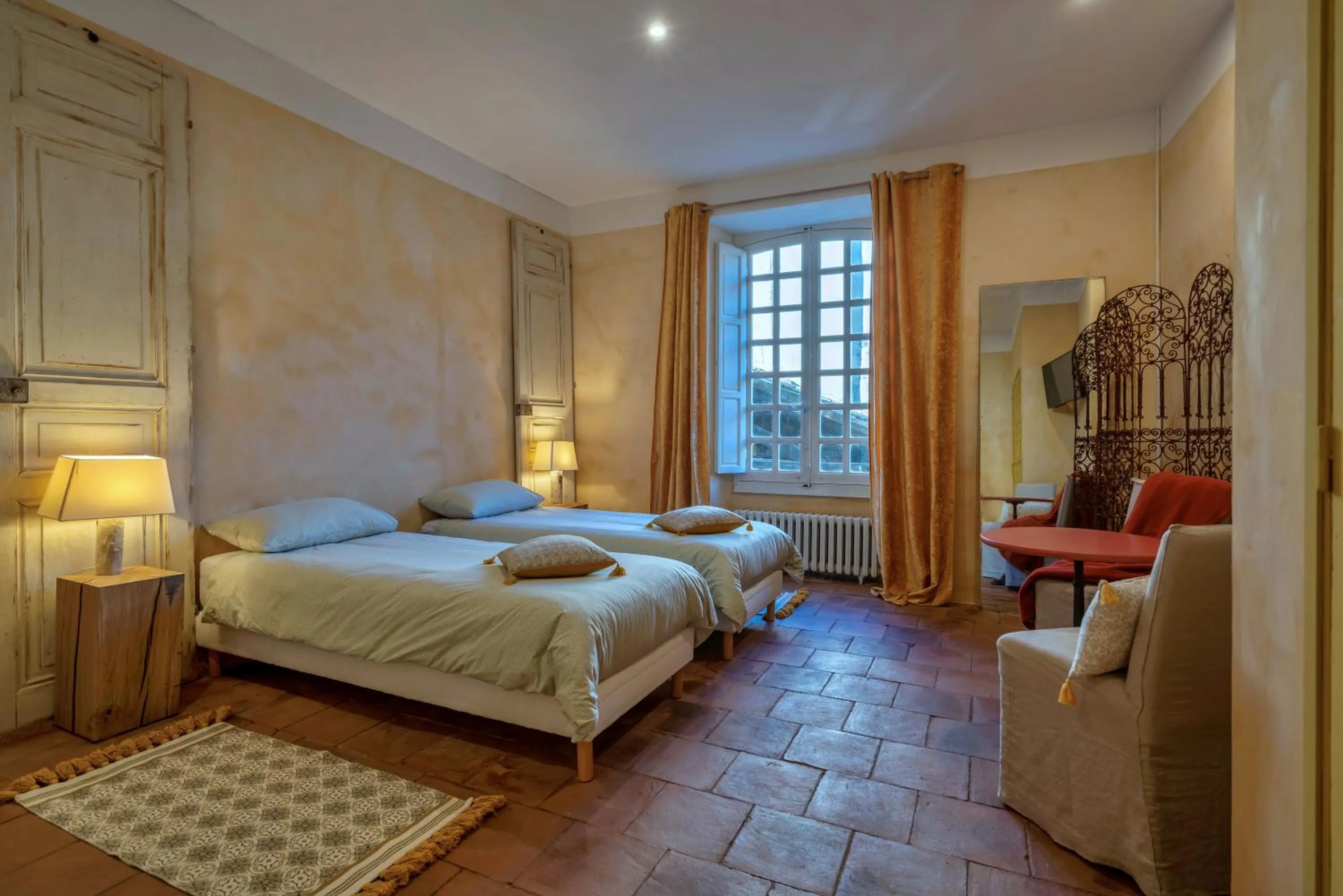 Photo of the whole room, Bed in Chambre d'hôtes Conquans