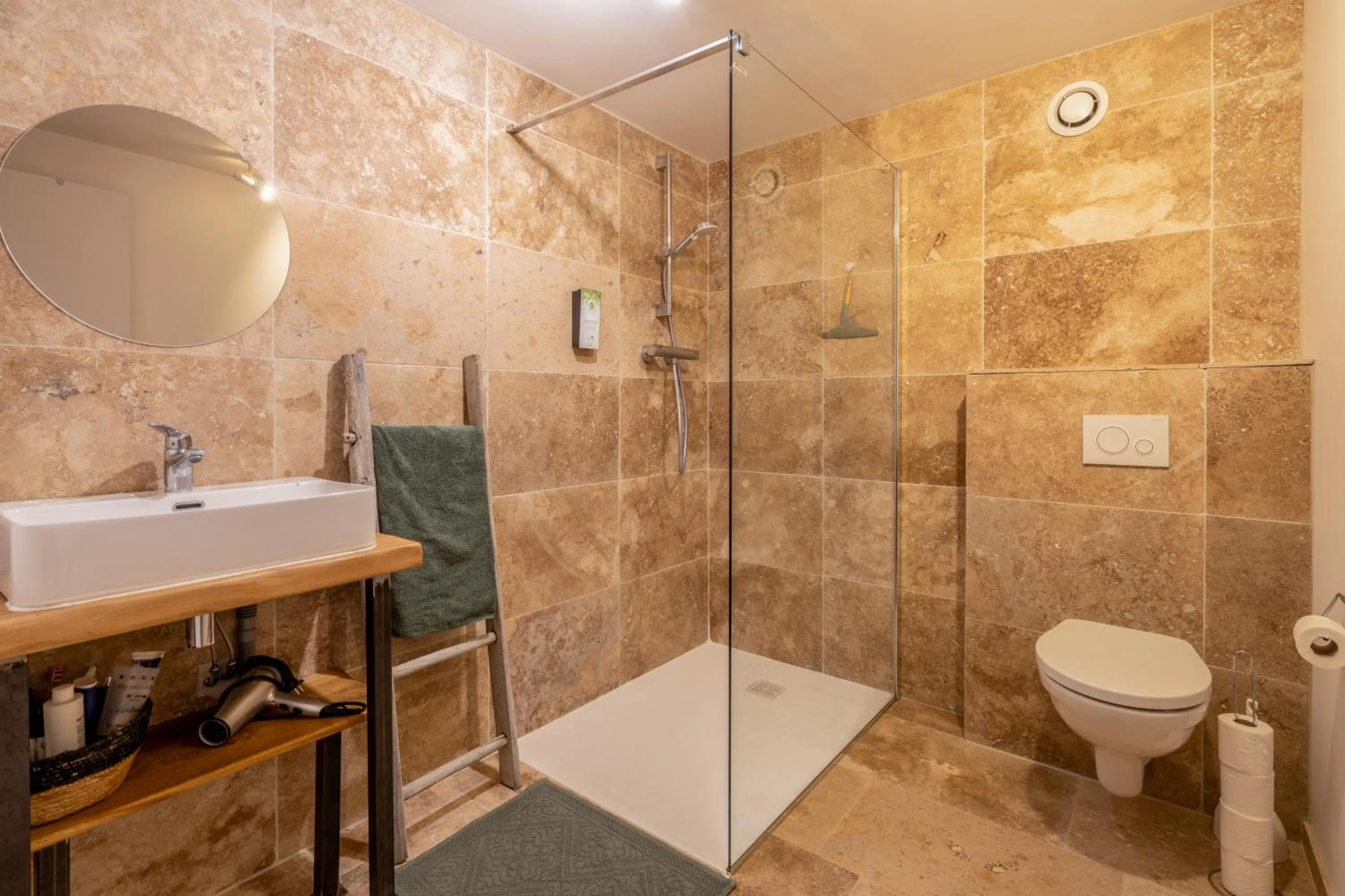 Bathroom in Chambre d'hôtes Conquans