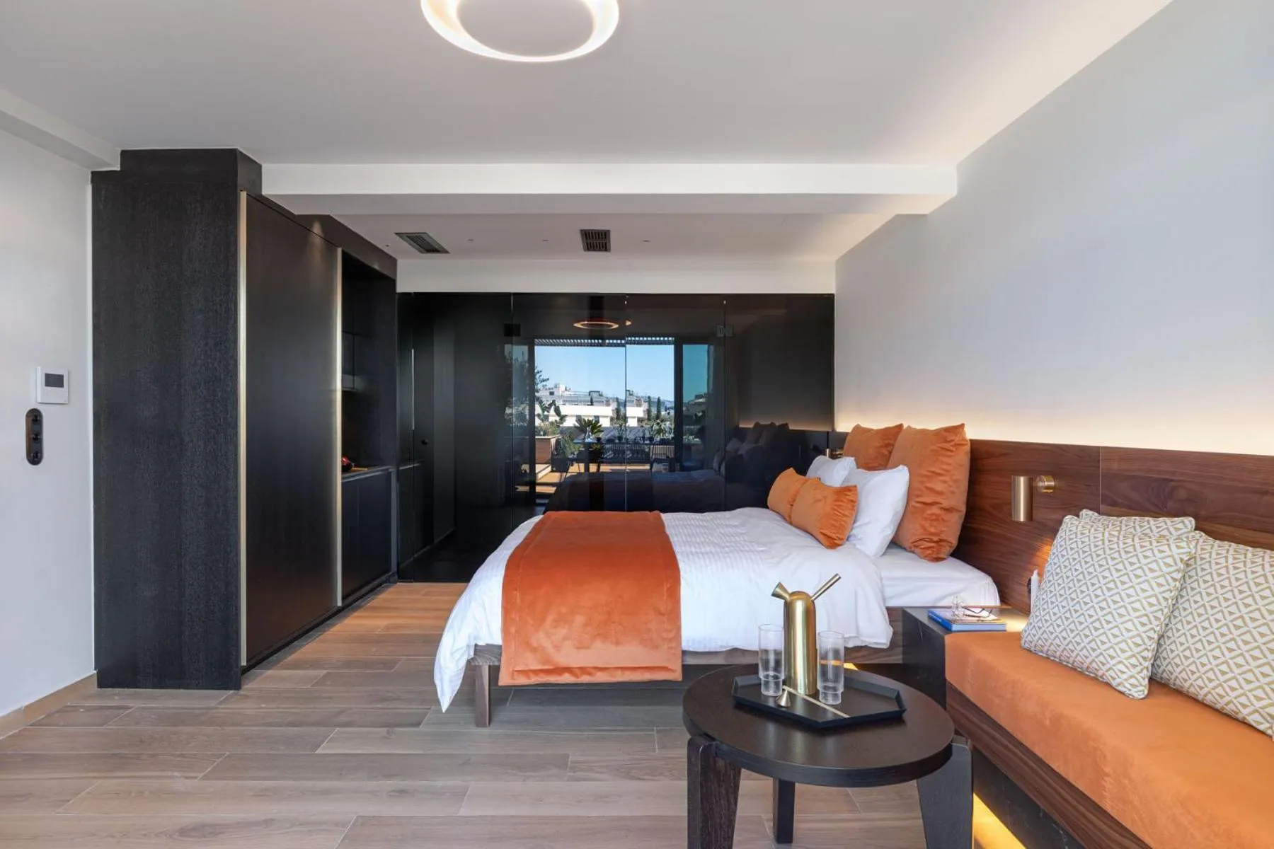 Photo of the whole room, Bed in The Newel Acropolis