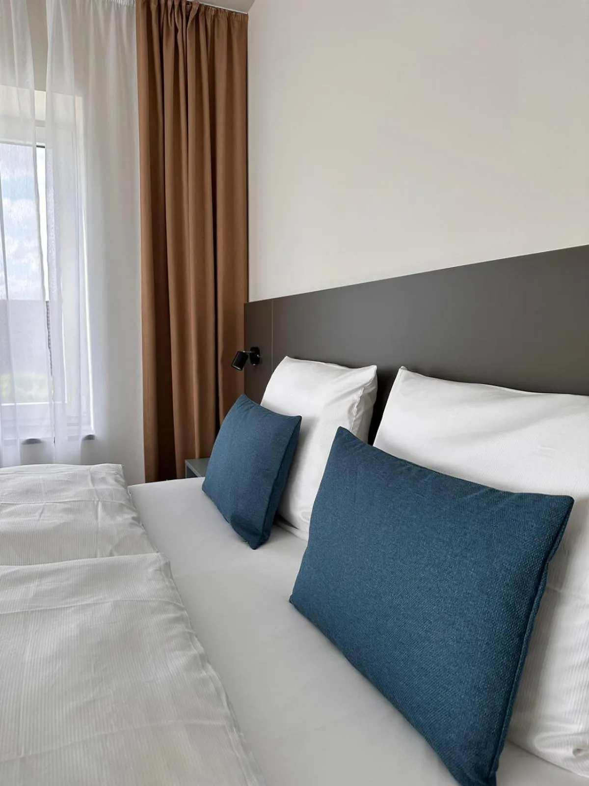 Bed in Hotel Schöne Aussicht