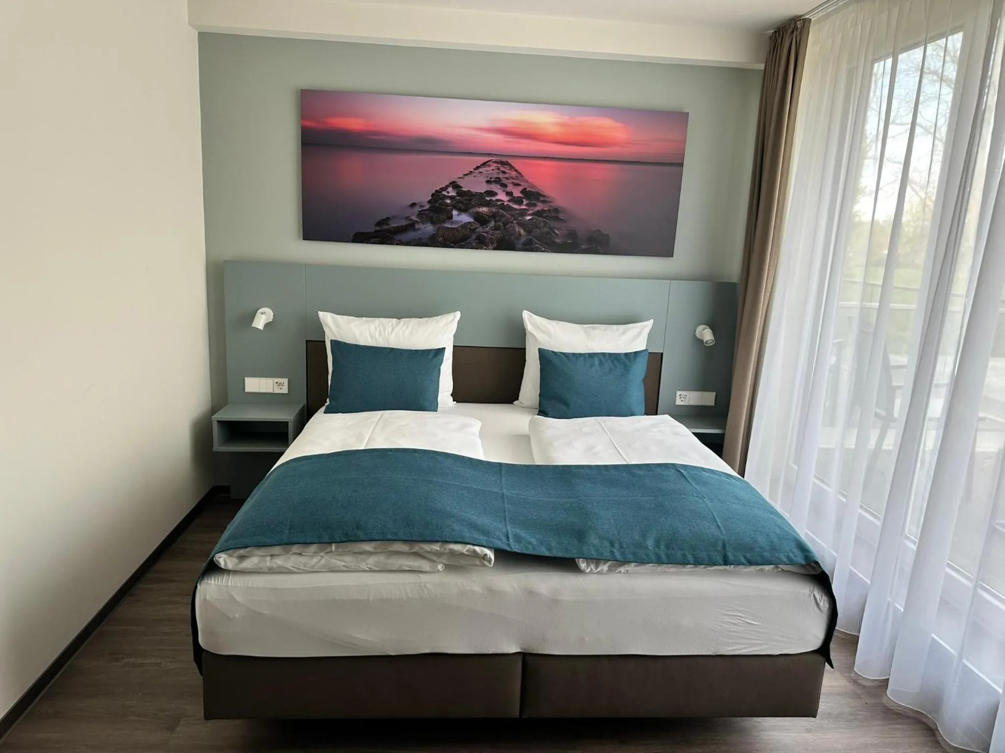 Photo of the whole room, Bed in Hotel Schöne Aussicht