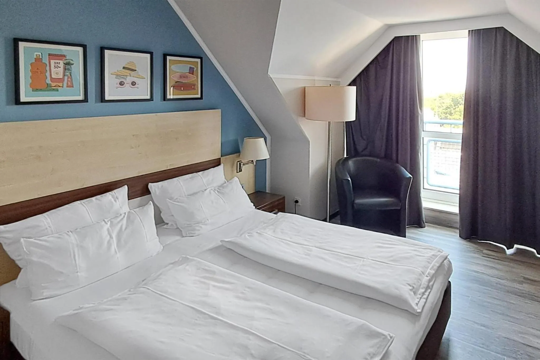 Photo of the whole room, Bed in Garner Hotel Cologne Porz - Airport by IHG