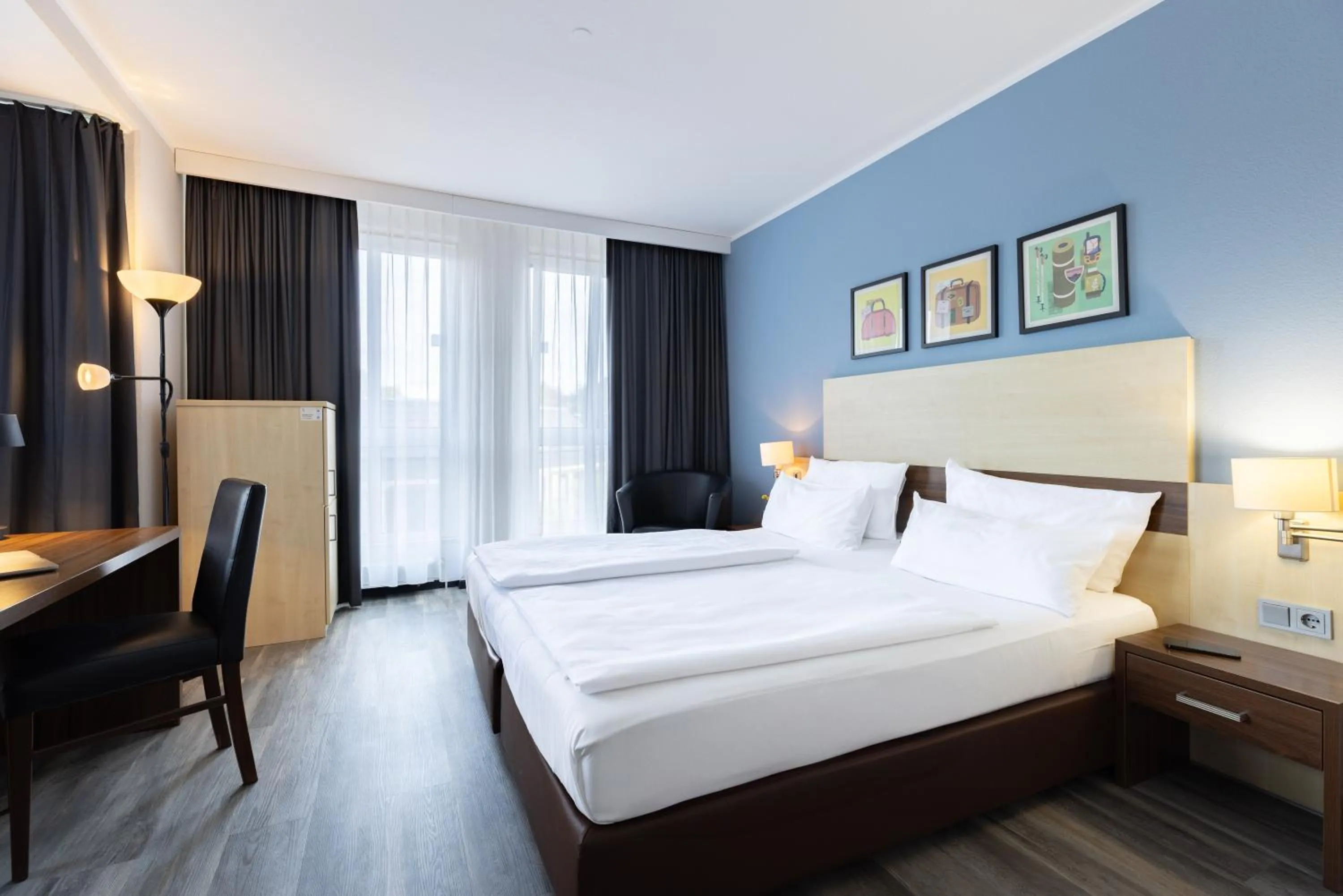 Photo of the whole room, Bed in Garner Hotel Cologne Porz - Airport by IHG