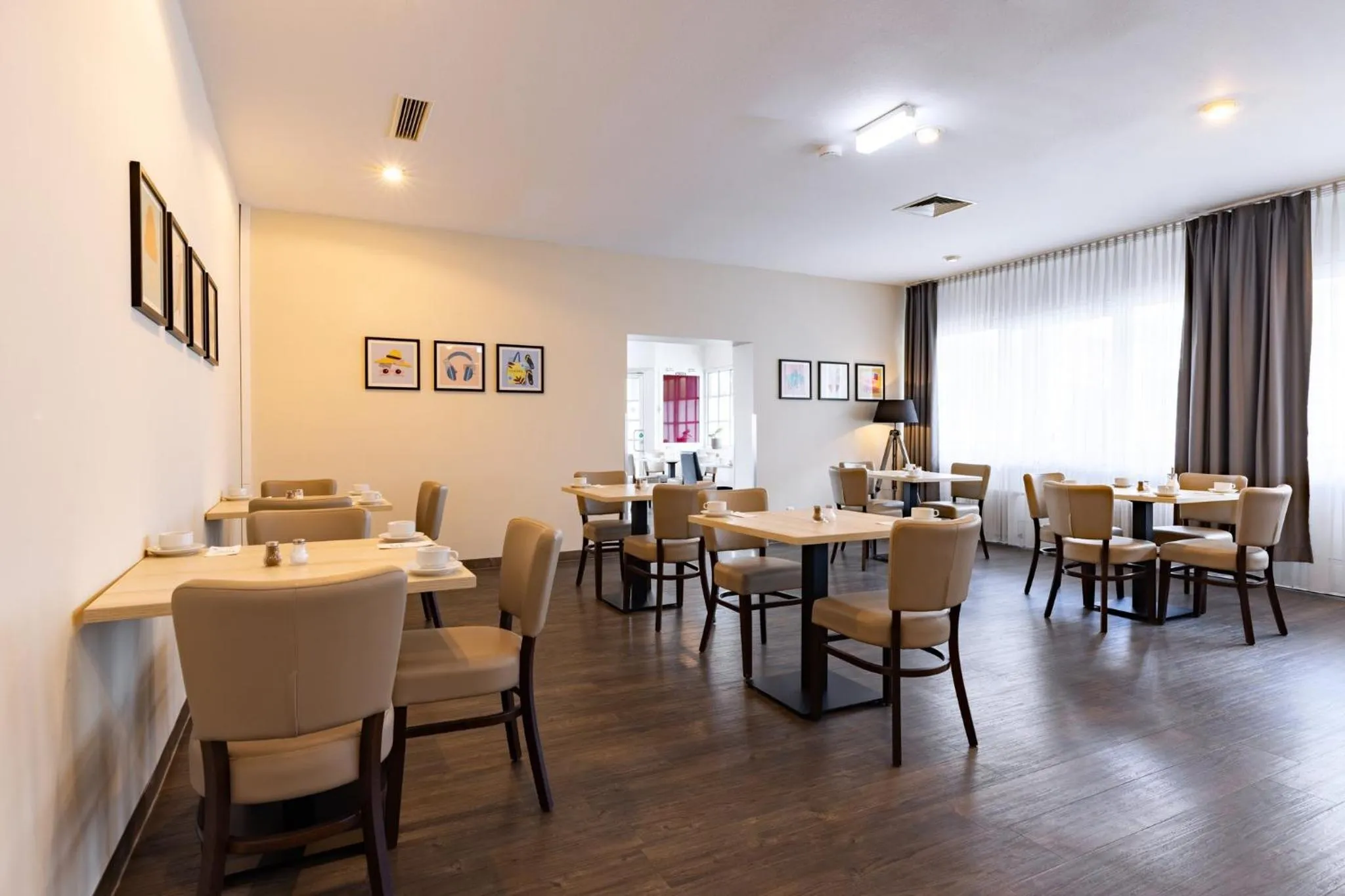 Breakfast in Garner Hotel Cologne Porz - Airport by IHG