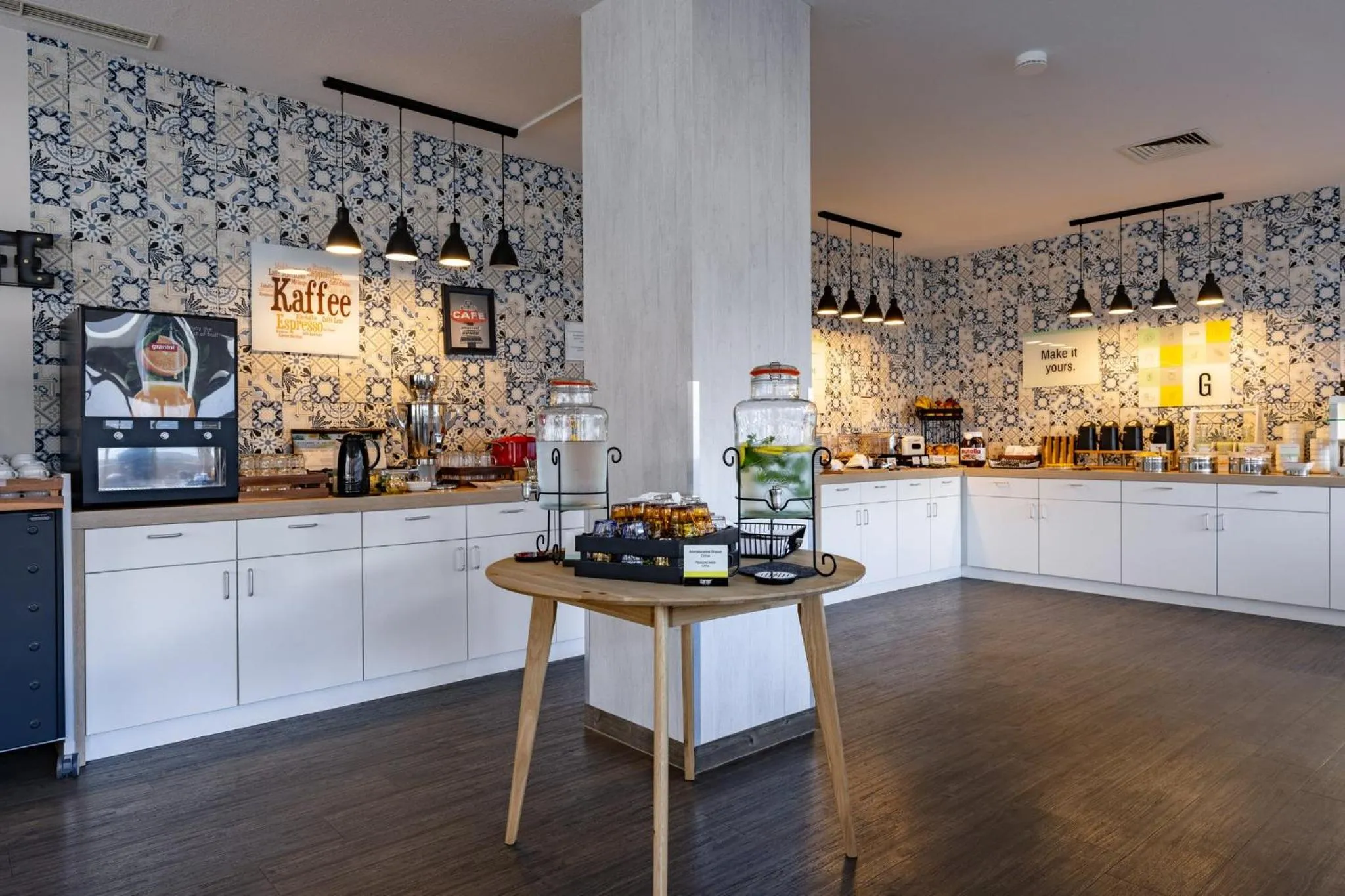 Breakfast in Garner Hotel Cologne Porz - Airport by IHG