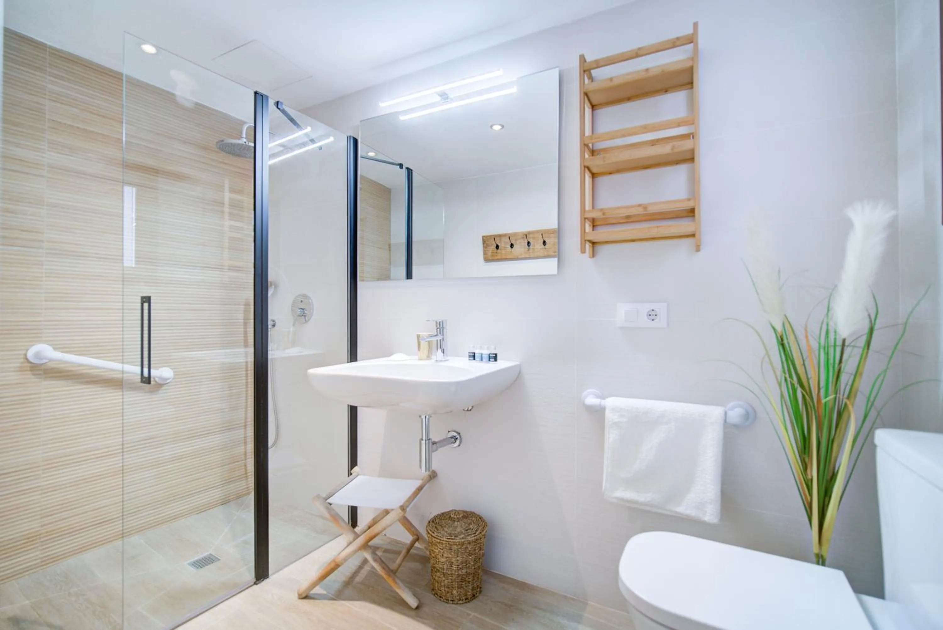 Bathroom in Calma Hotel