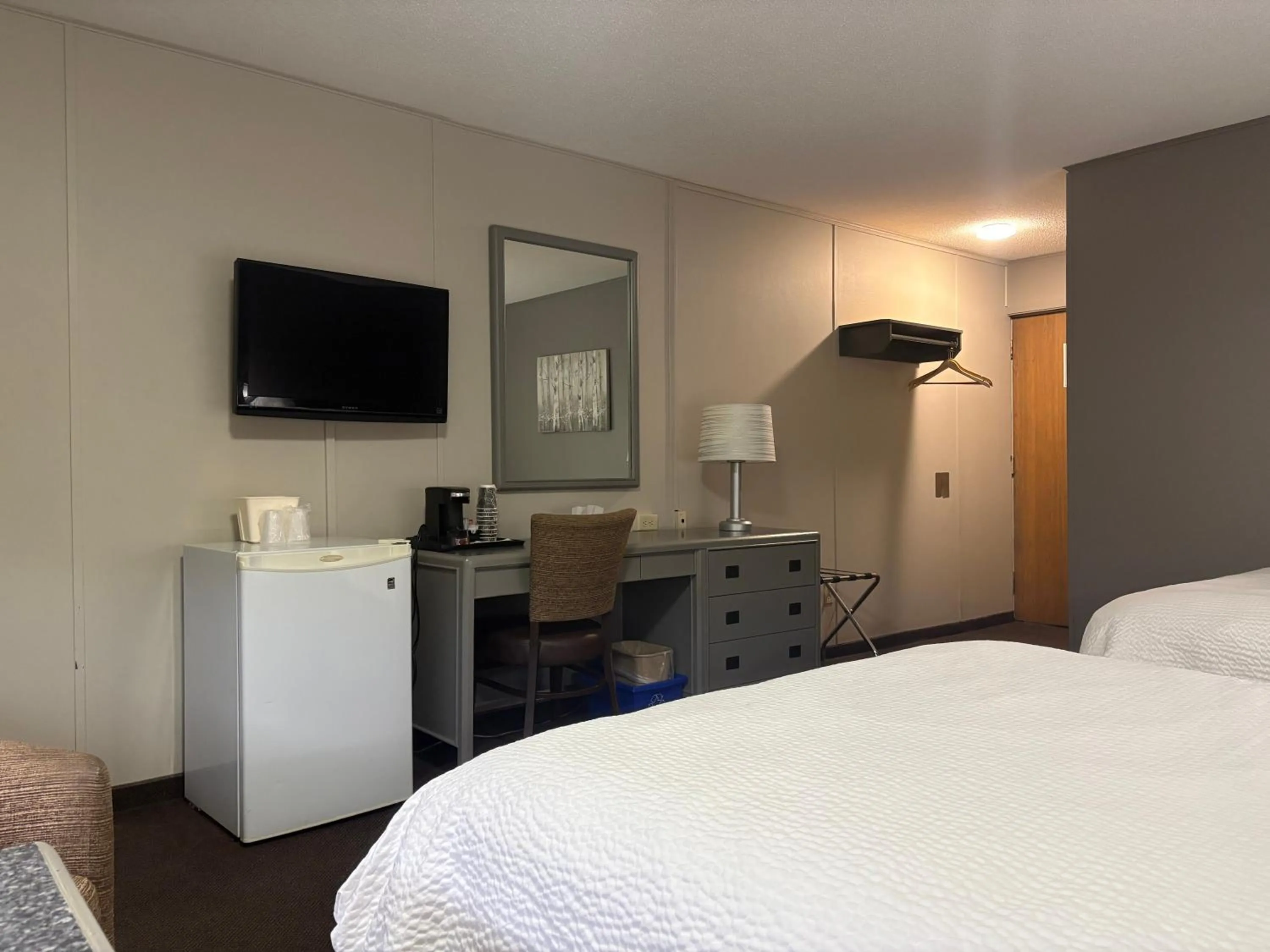 Bed in Companion Hotel Motel