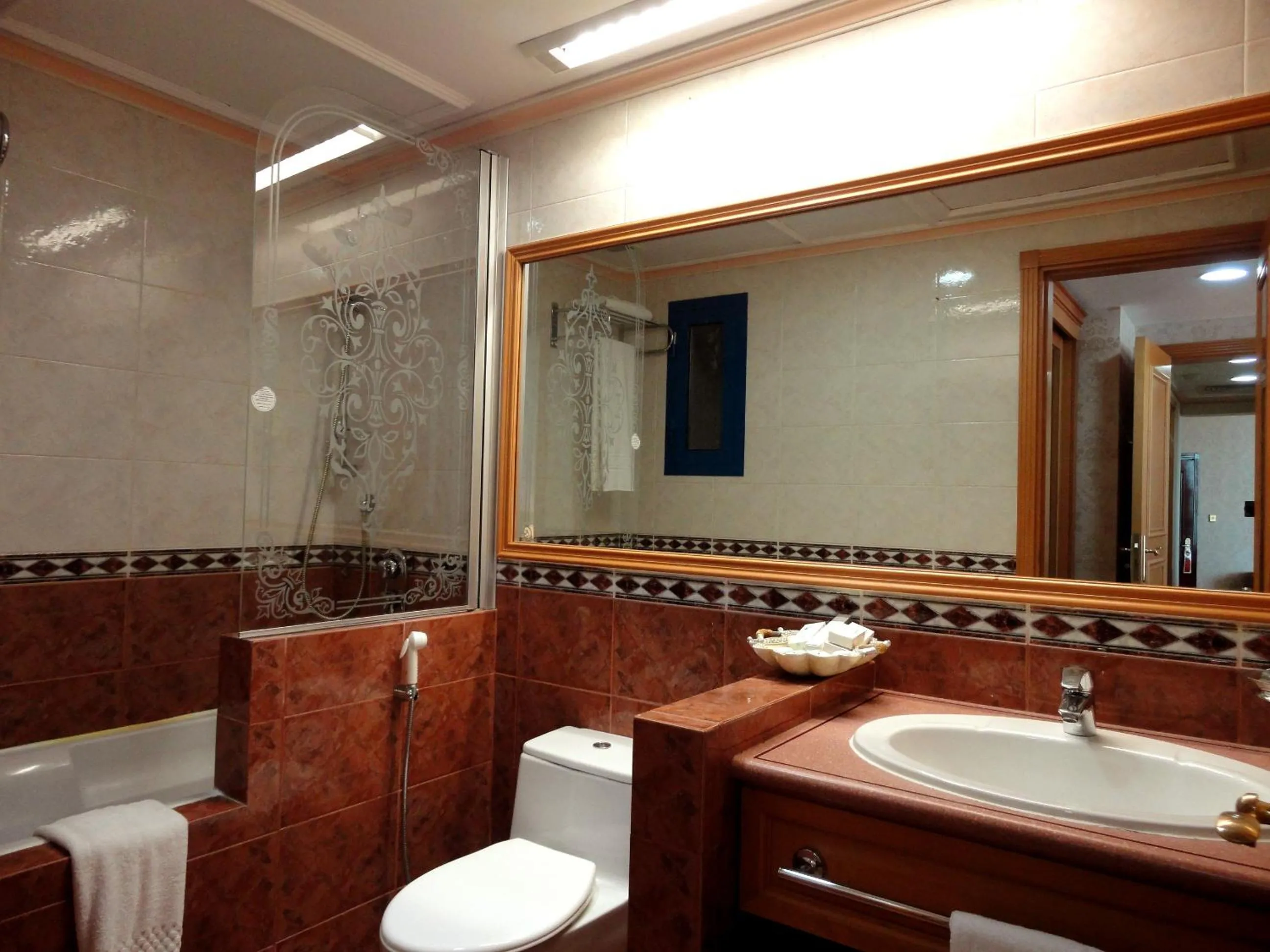 Bathroom in Beach Bay Hotel Muscat