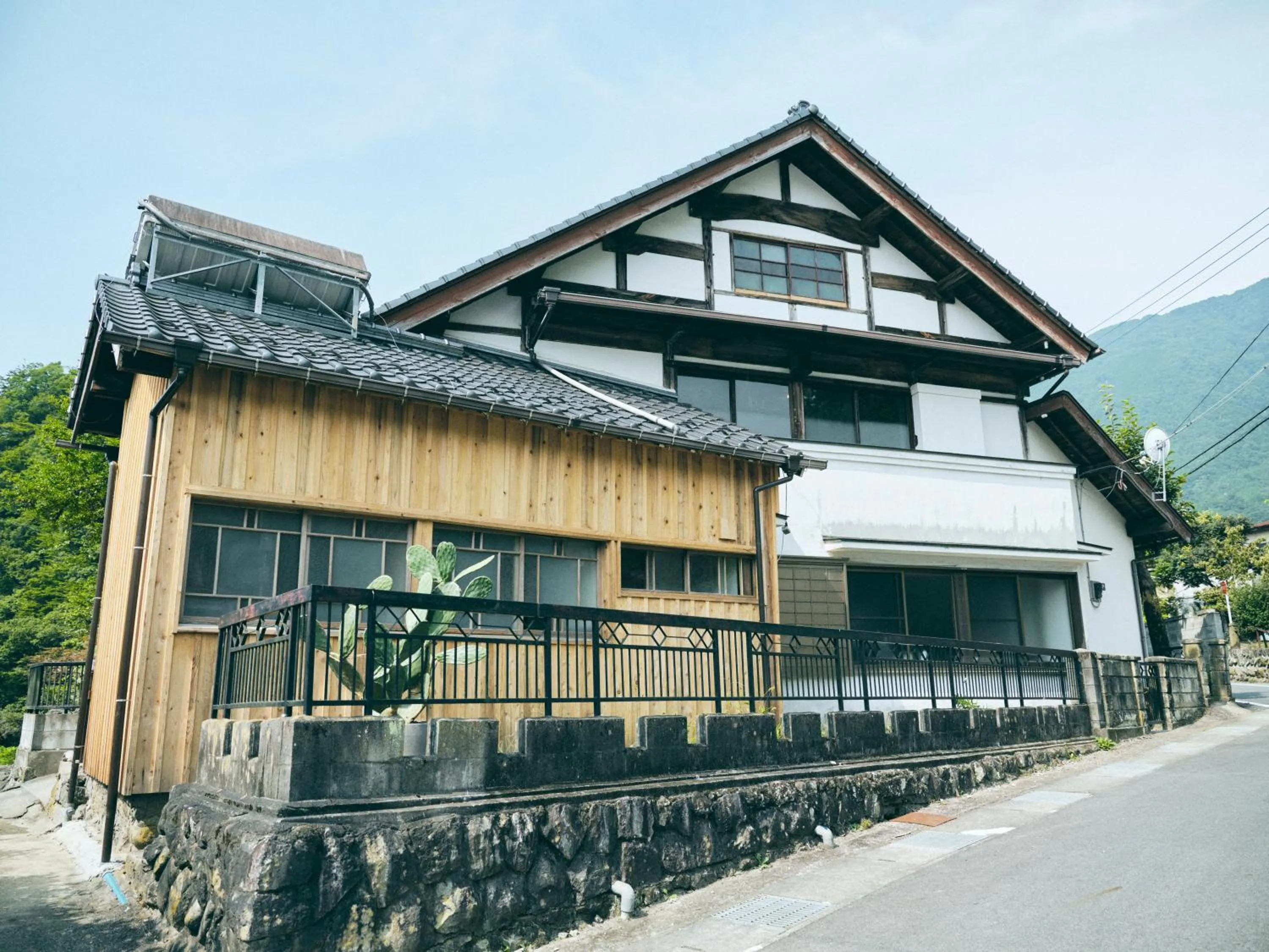 Kominkayado LOOF Shonoie